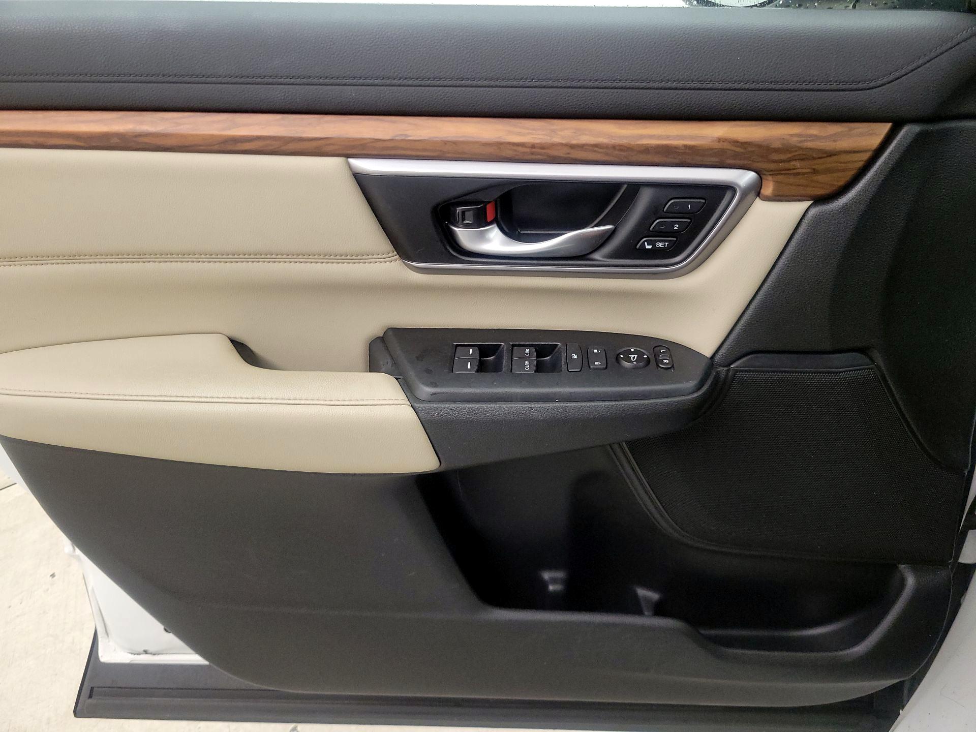 Thumbnail: 2019 Honda CR-V - 12