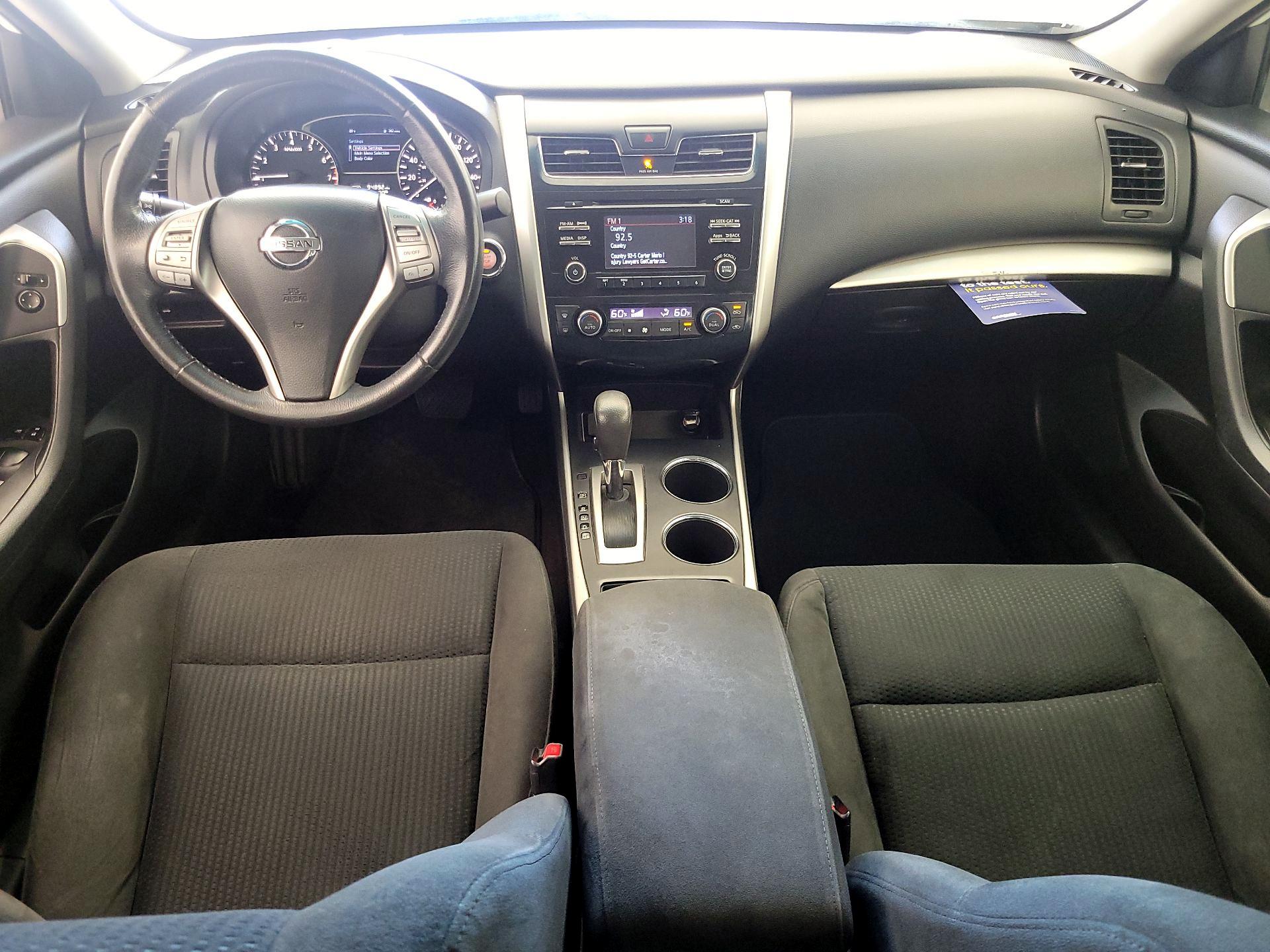 Thumbnail: 2015 Nissan Altima - 9