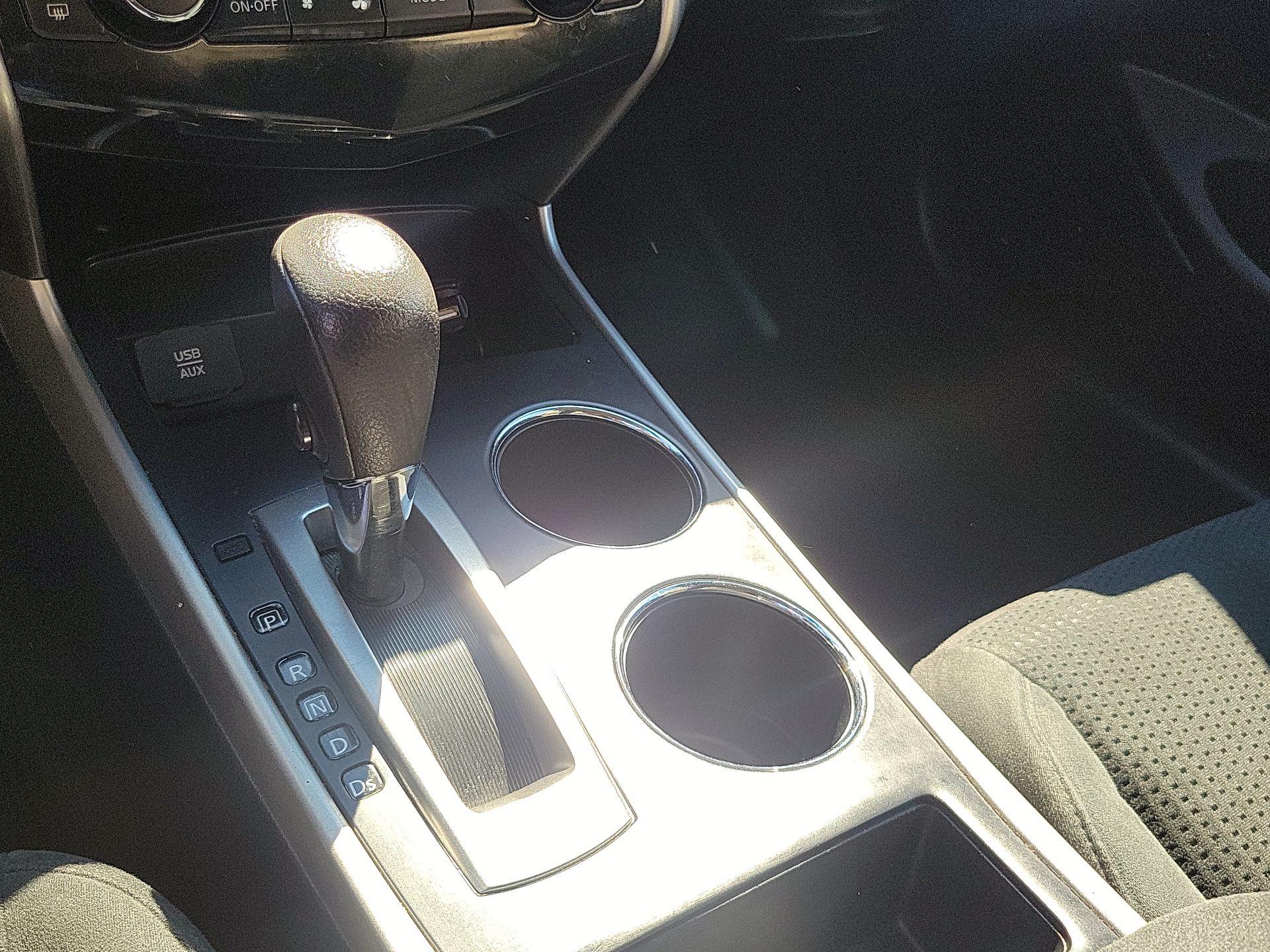 Thumbnail: 2015 Nissan Altima - 17
