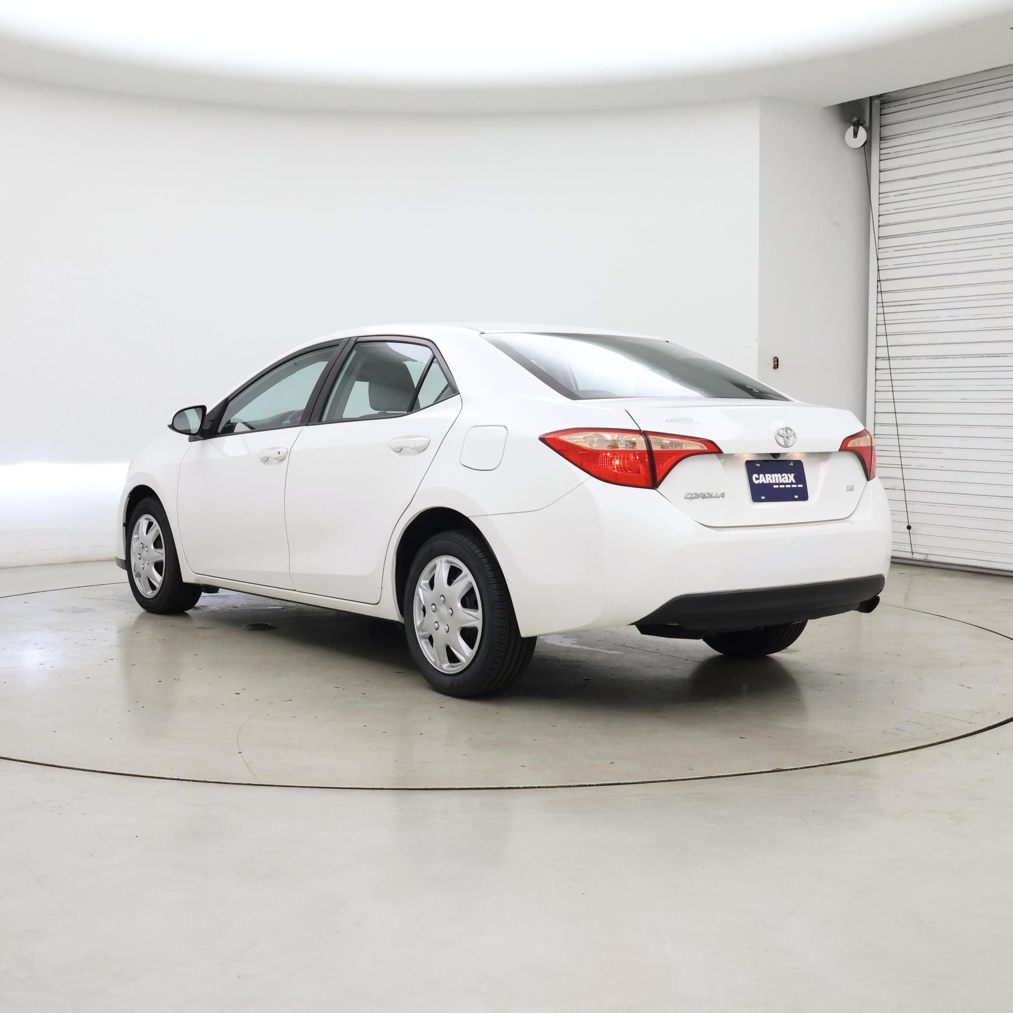 Thumbnail: 2017 Toyota Corolla - 2