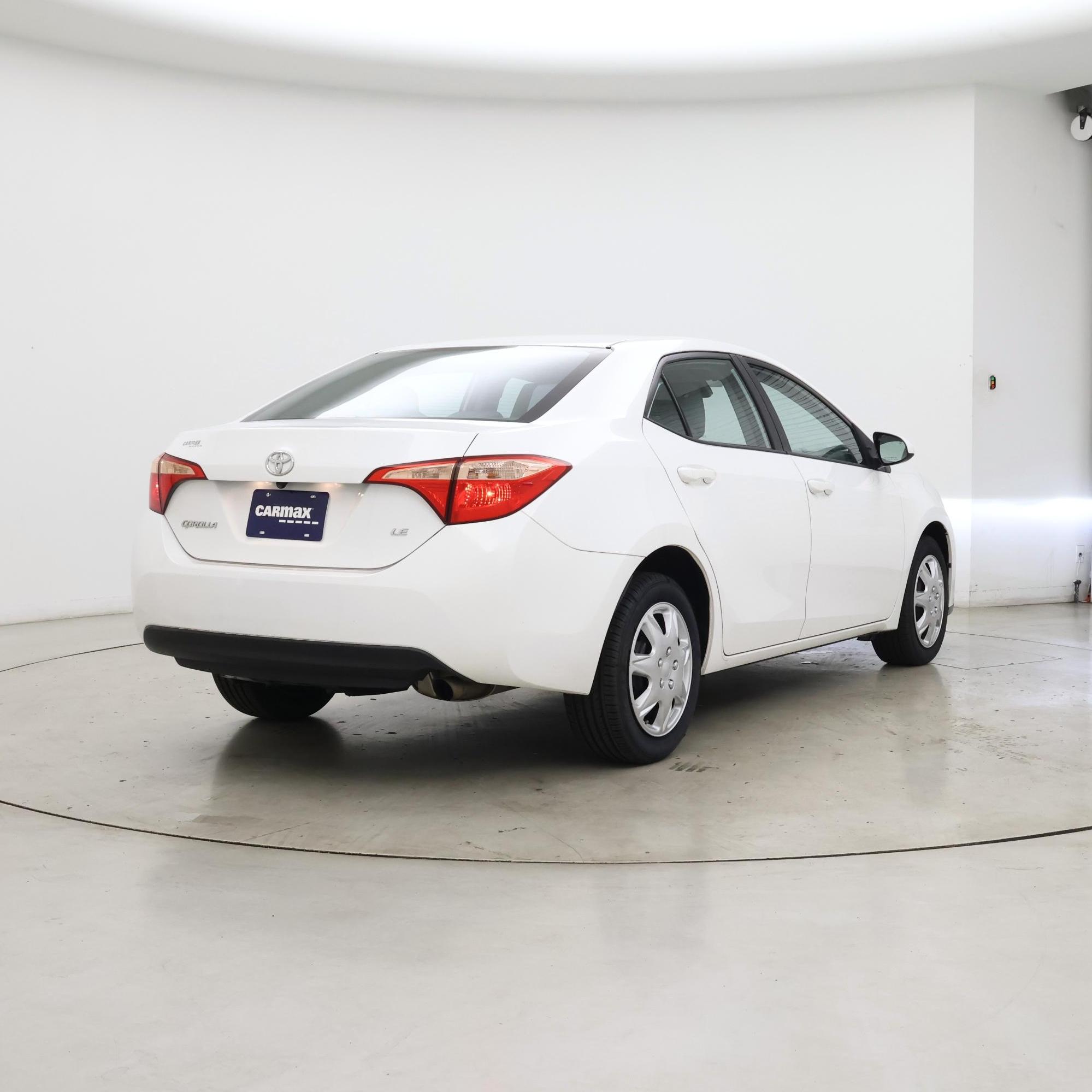 Thumbnail: 2017 Toyota Corolla - 8