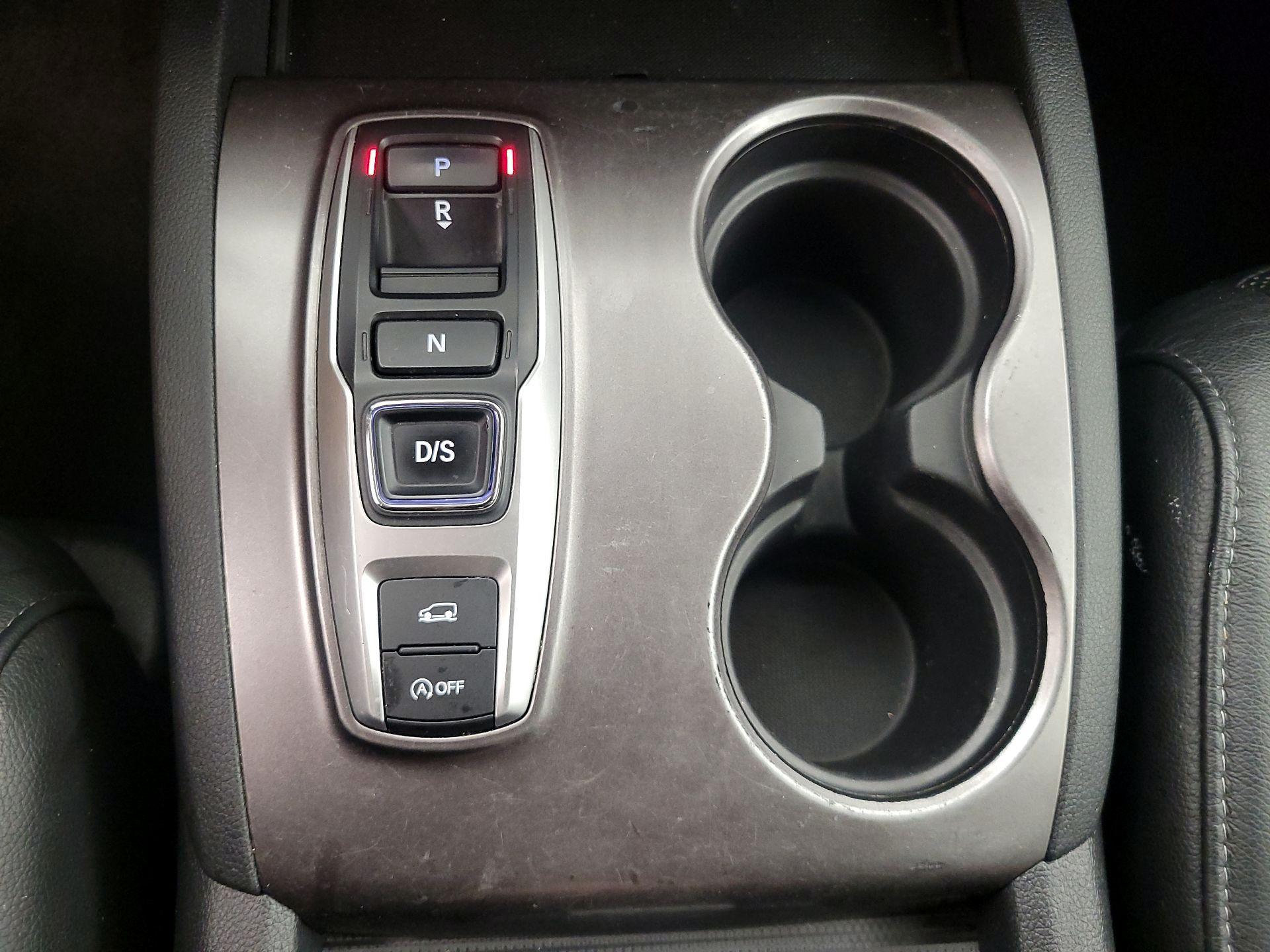 Thumbnail: 2019 Honda Passport - 17