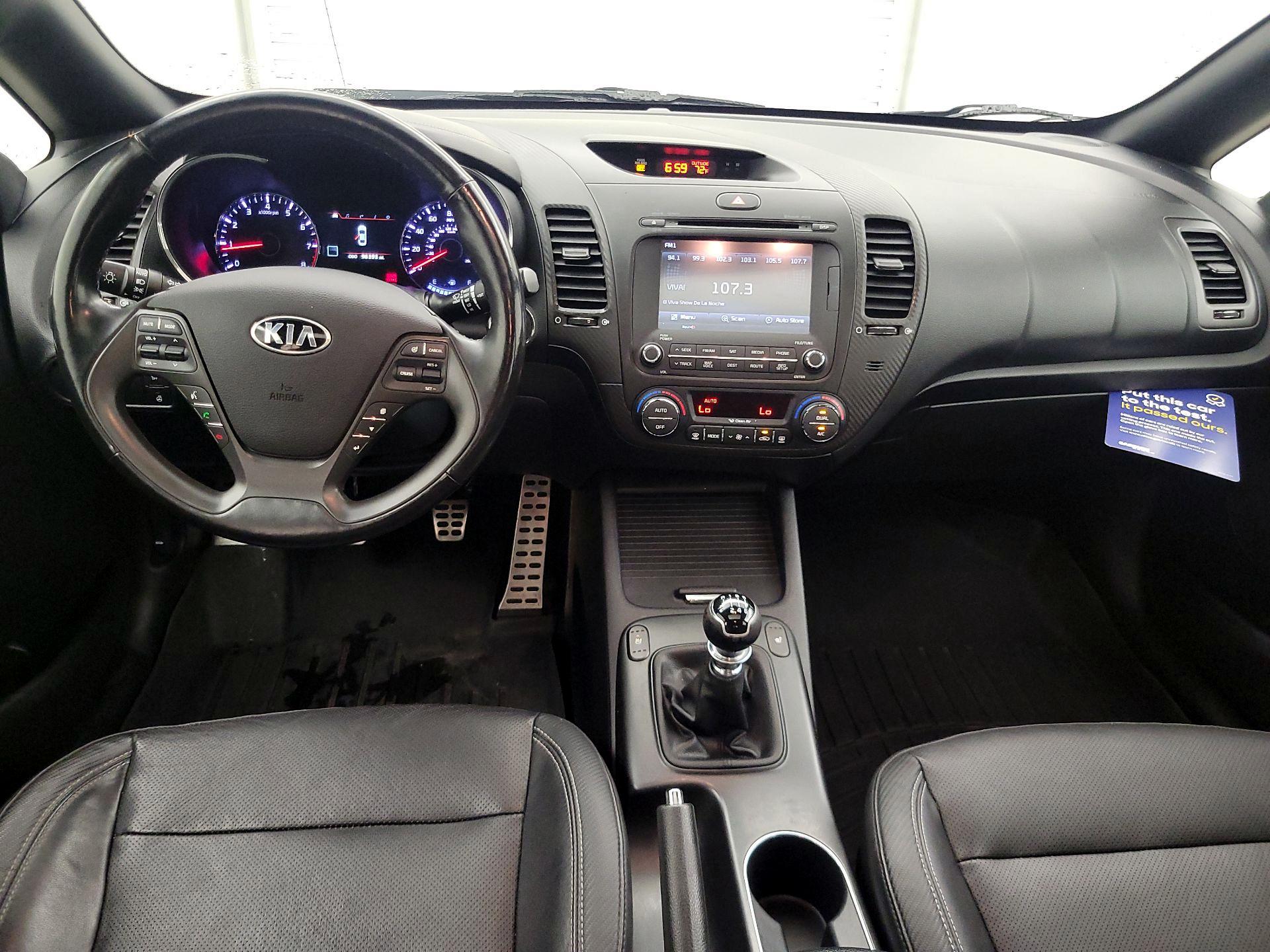 Thumbnail: 2016 Kia Forte - 9