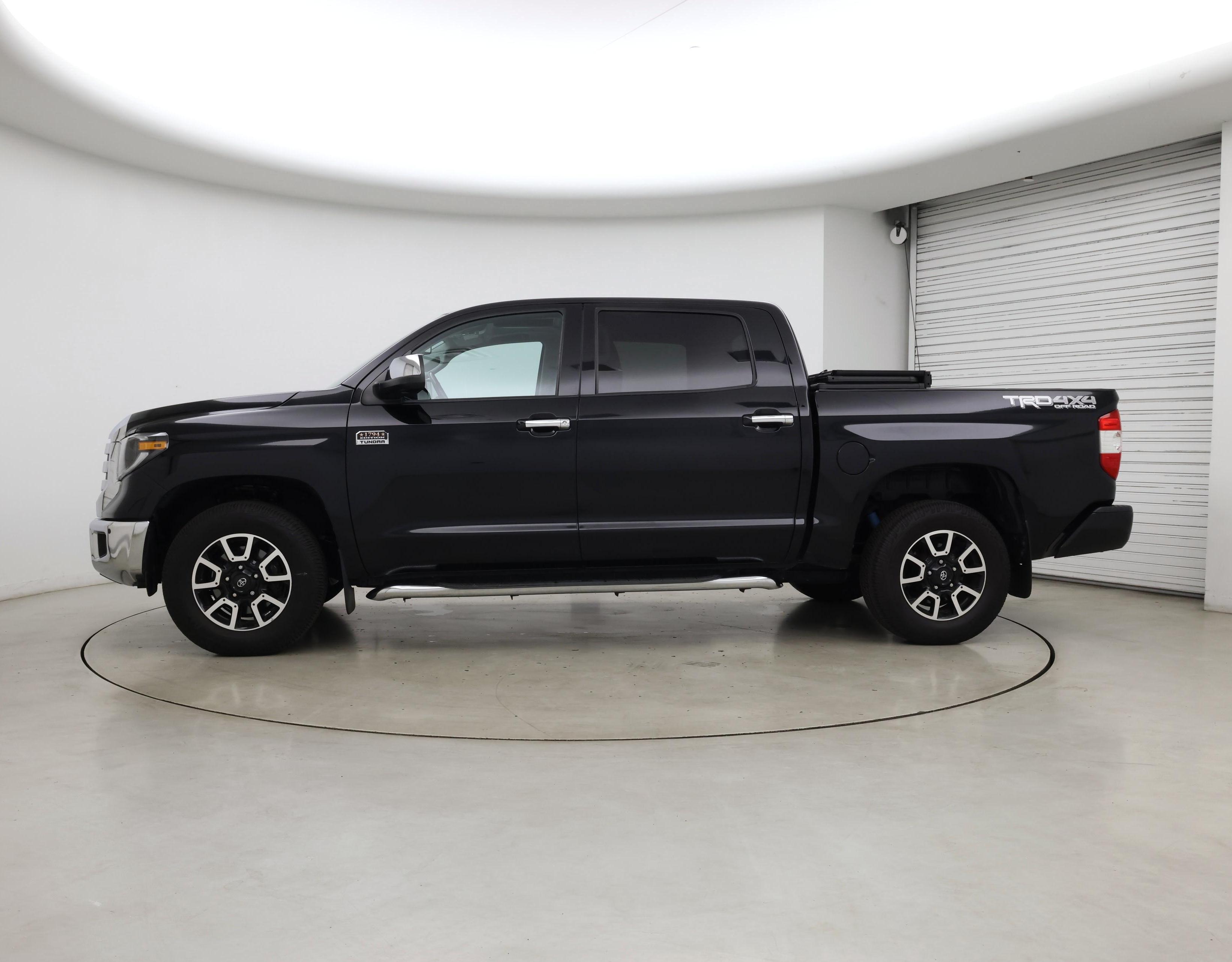 Thumbnail: 2021 Toyota Tundra - 3