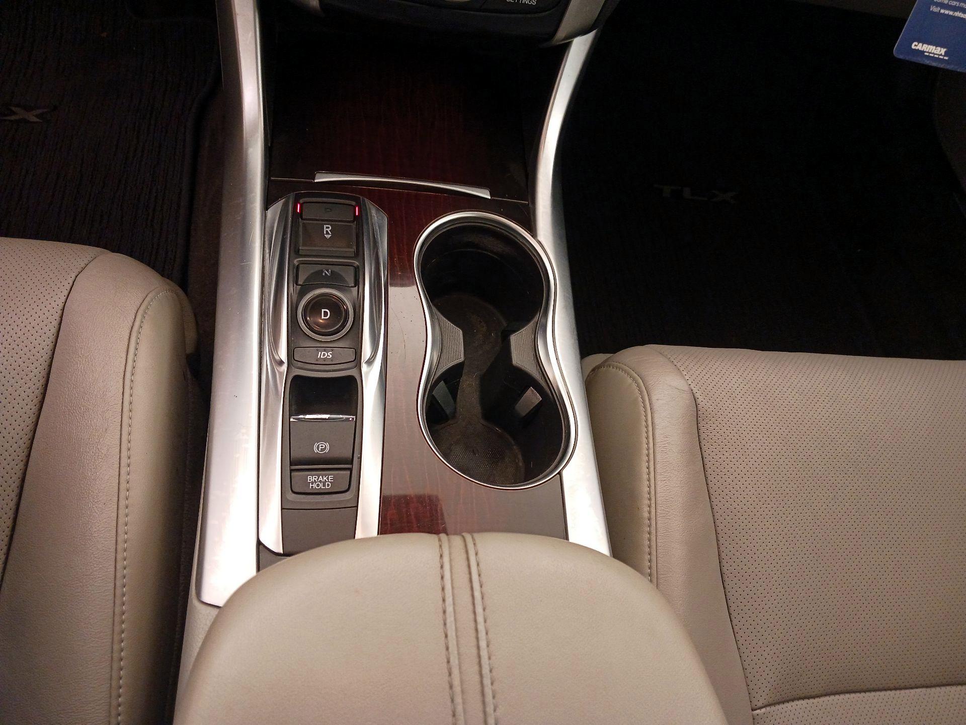 Thumbnail: 2015 Acura TLX - 17