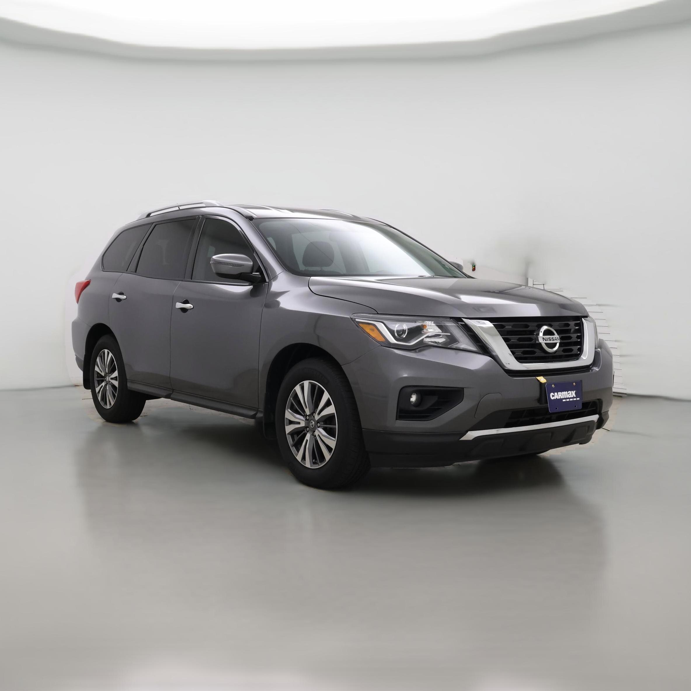 Thumbnail: 2017 Nissan Pathfinder - 1