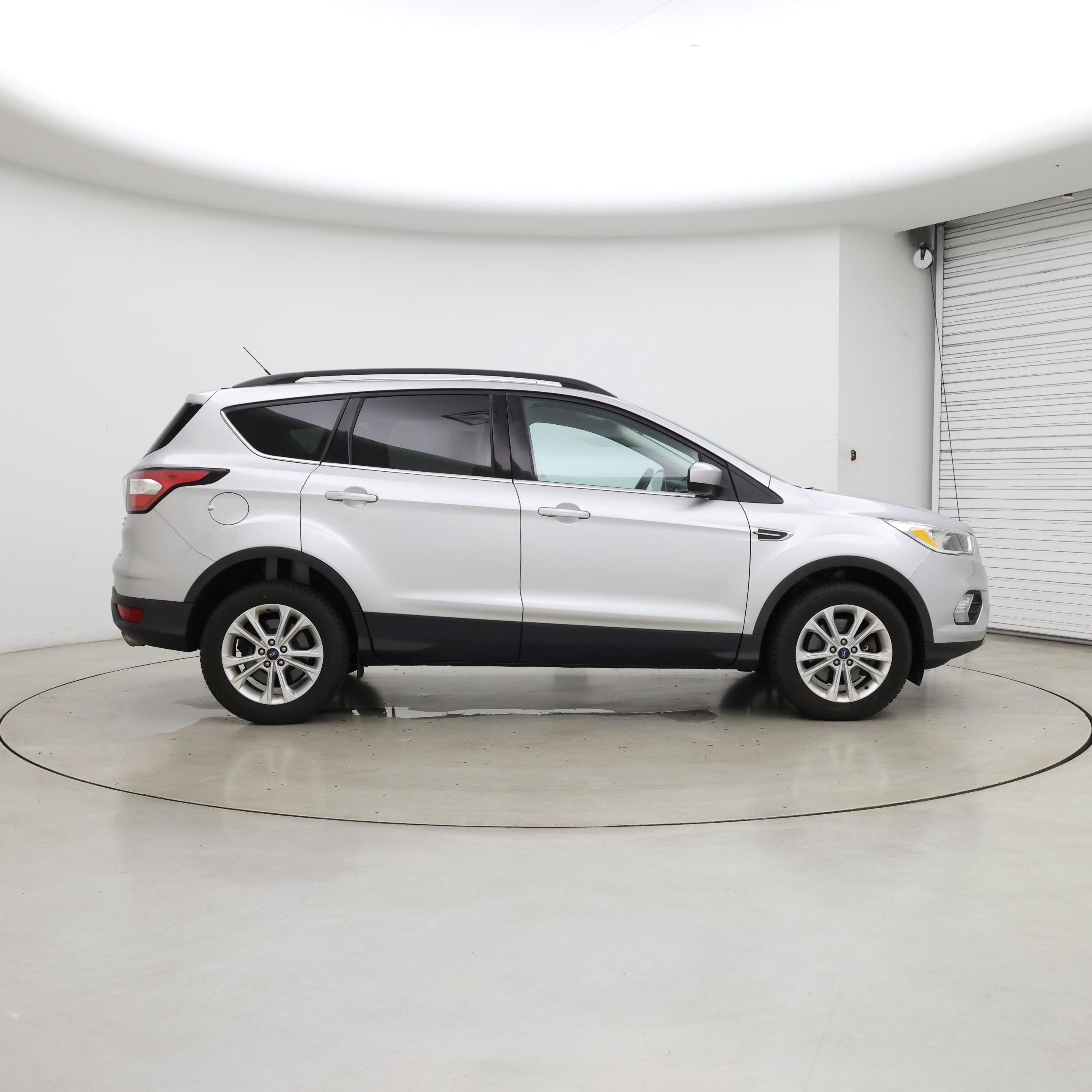 Thumbnail: 2018 Ford Escape - 7