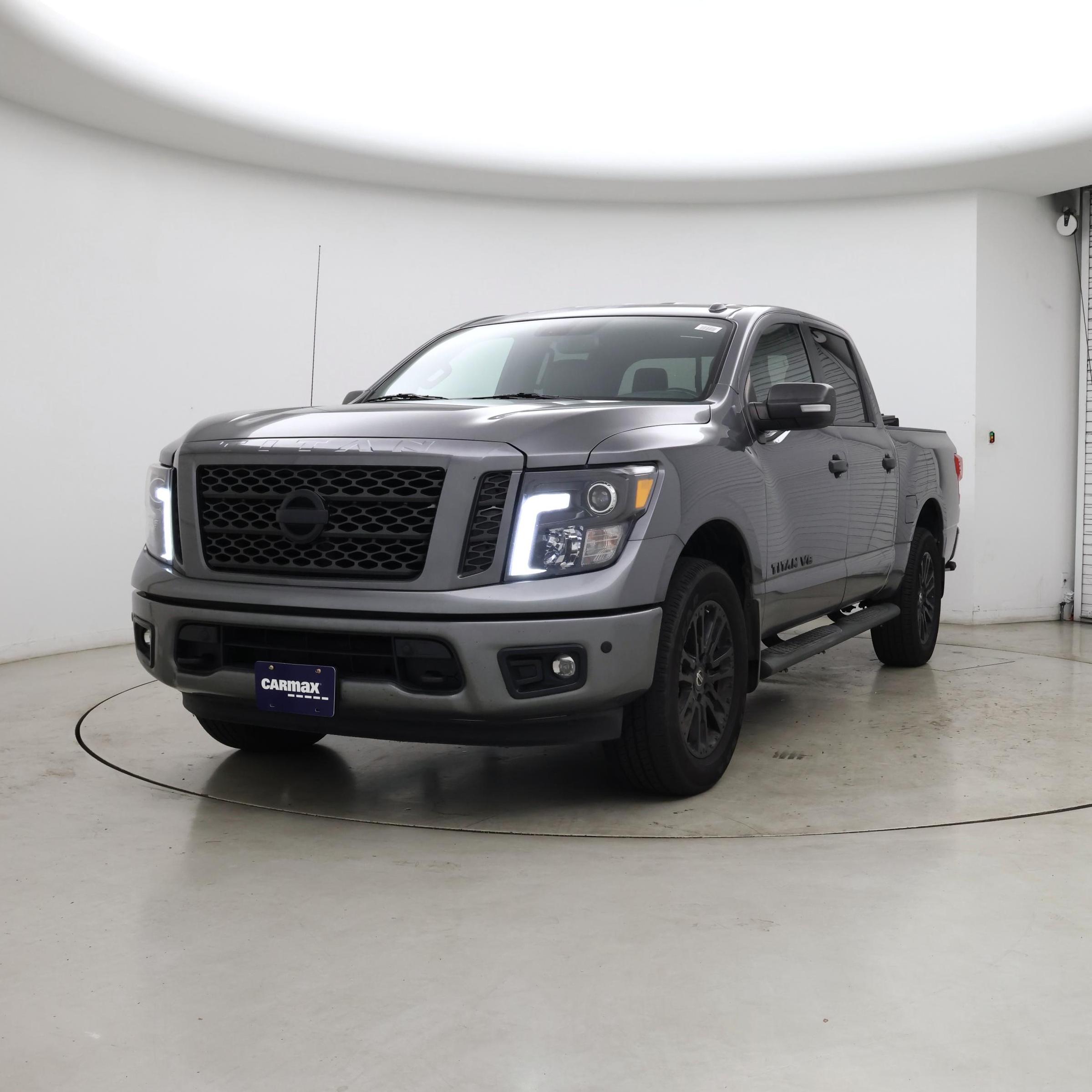 Thumbnail: 2019 Nissan Titan - 4