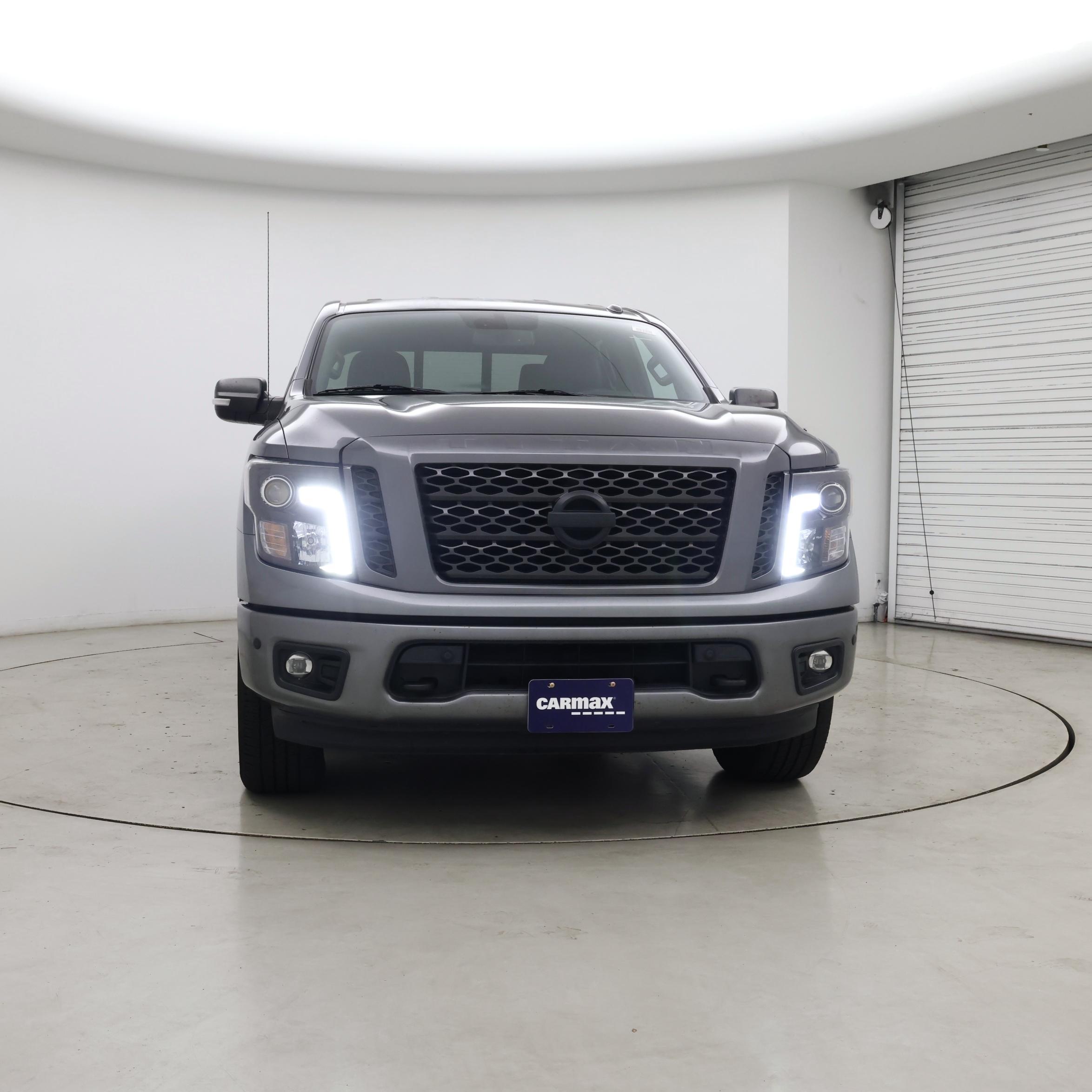 Thumbnail: 2019 Nissan Titan - 5