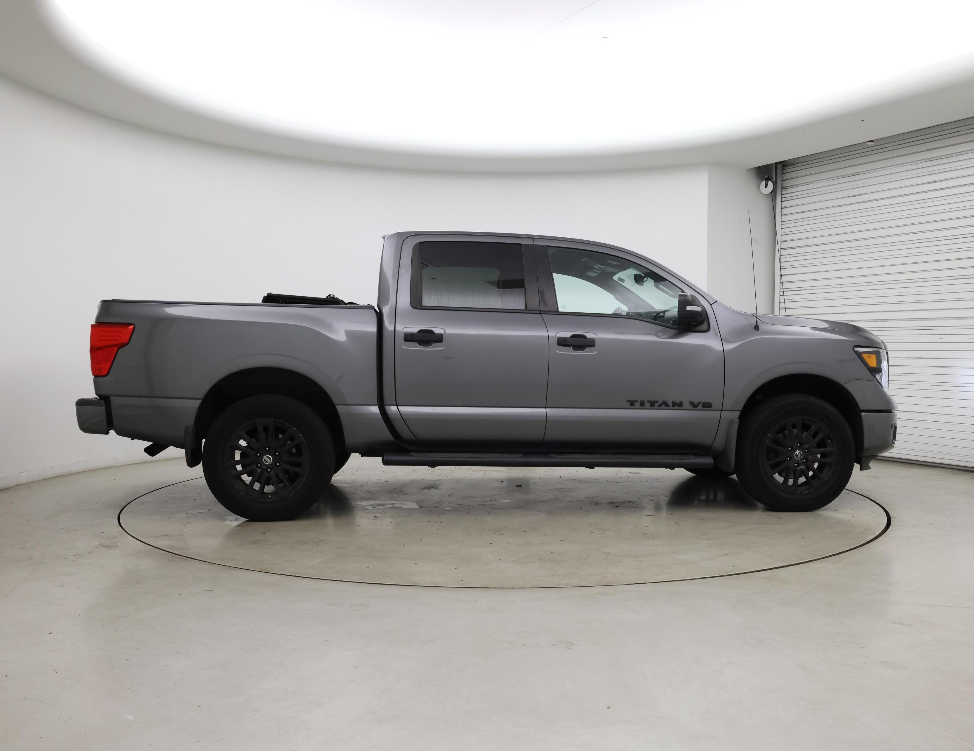 Thumbnail: 2019 Nissan Titan - 7