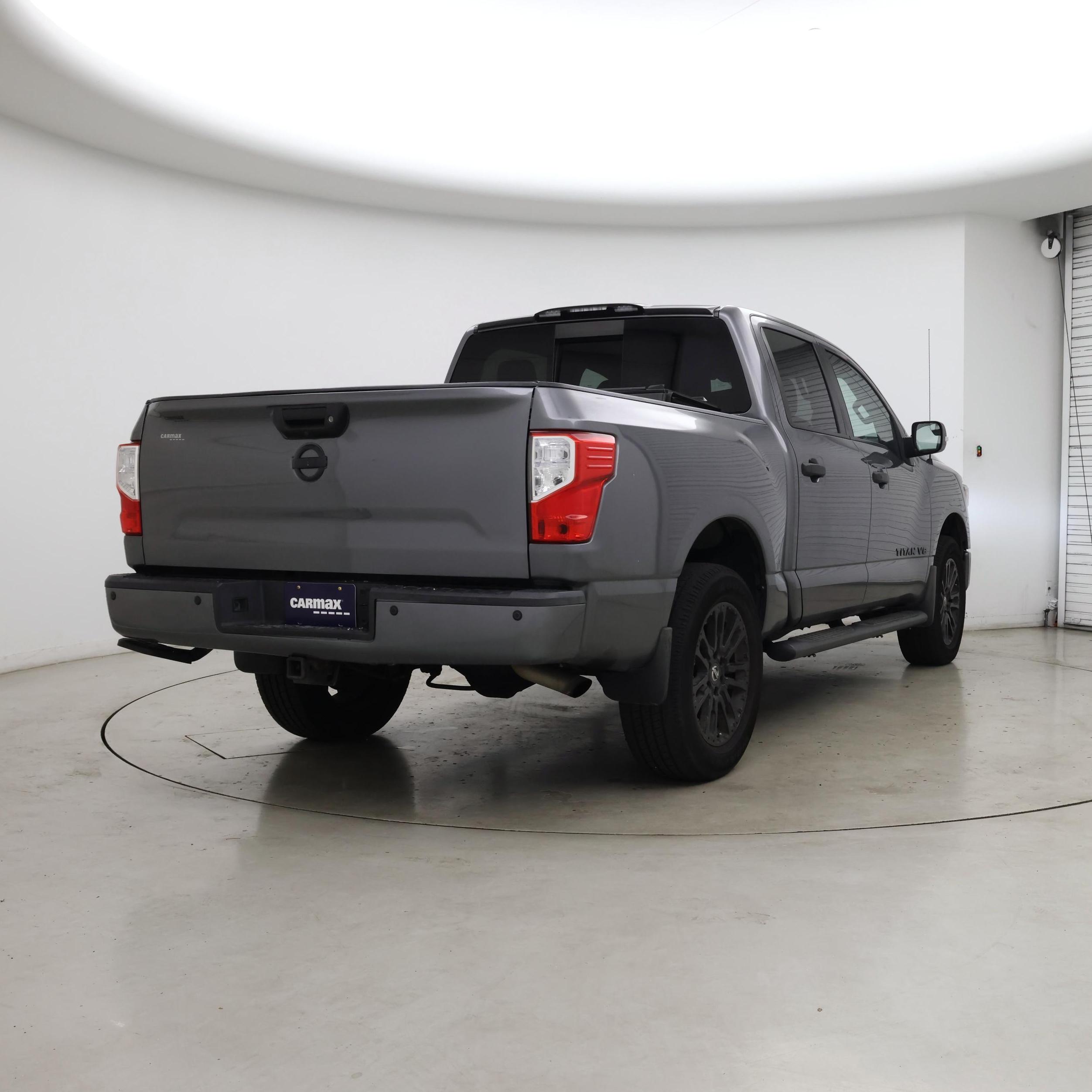 Thumbnail: 2019 Nissan Titan - 8