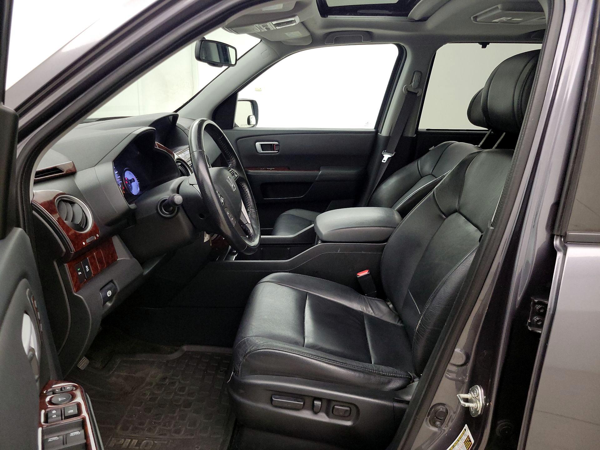 Thumbnail: 2014 Honda Pilot - 11