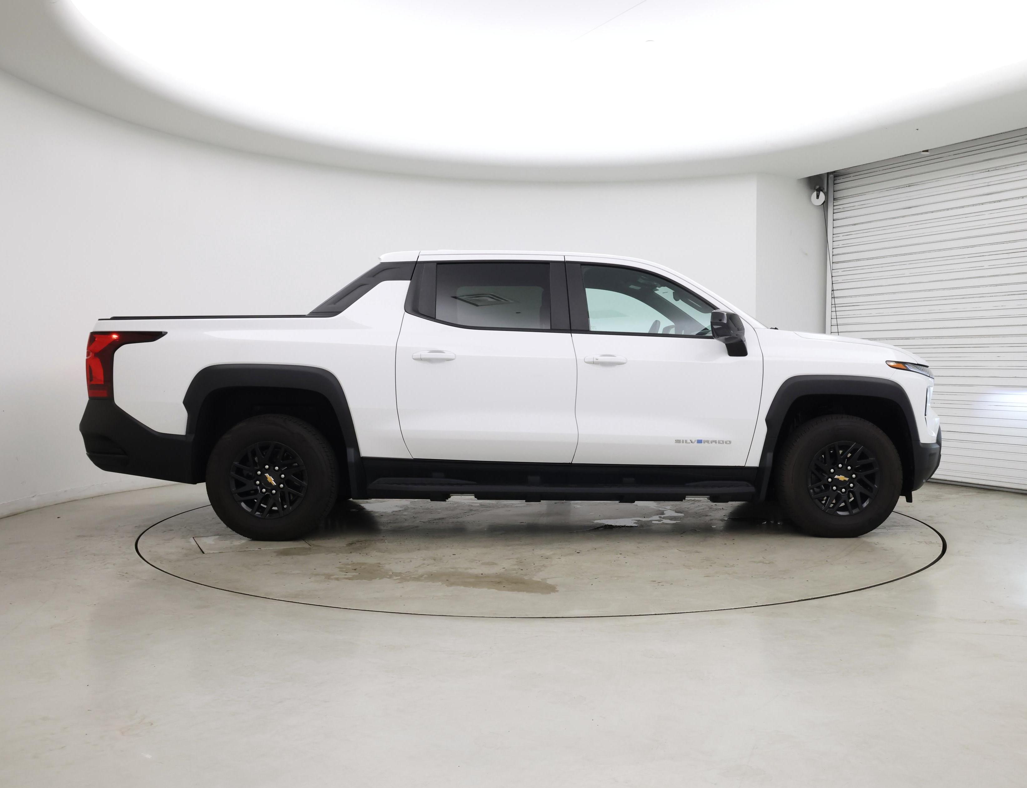 Thumbnail: 2024 Chevrolet Silverado EV - 7