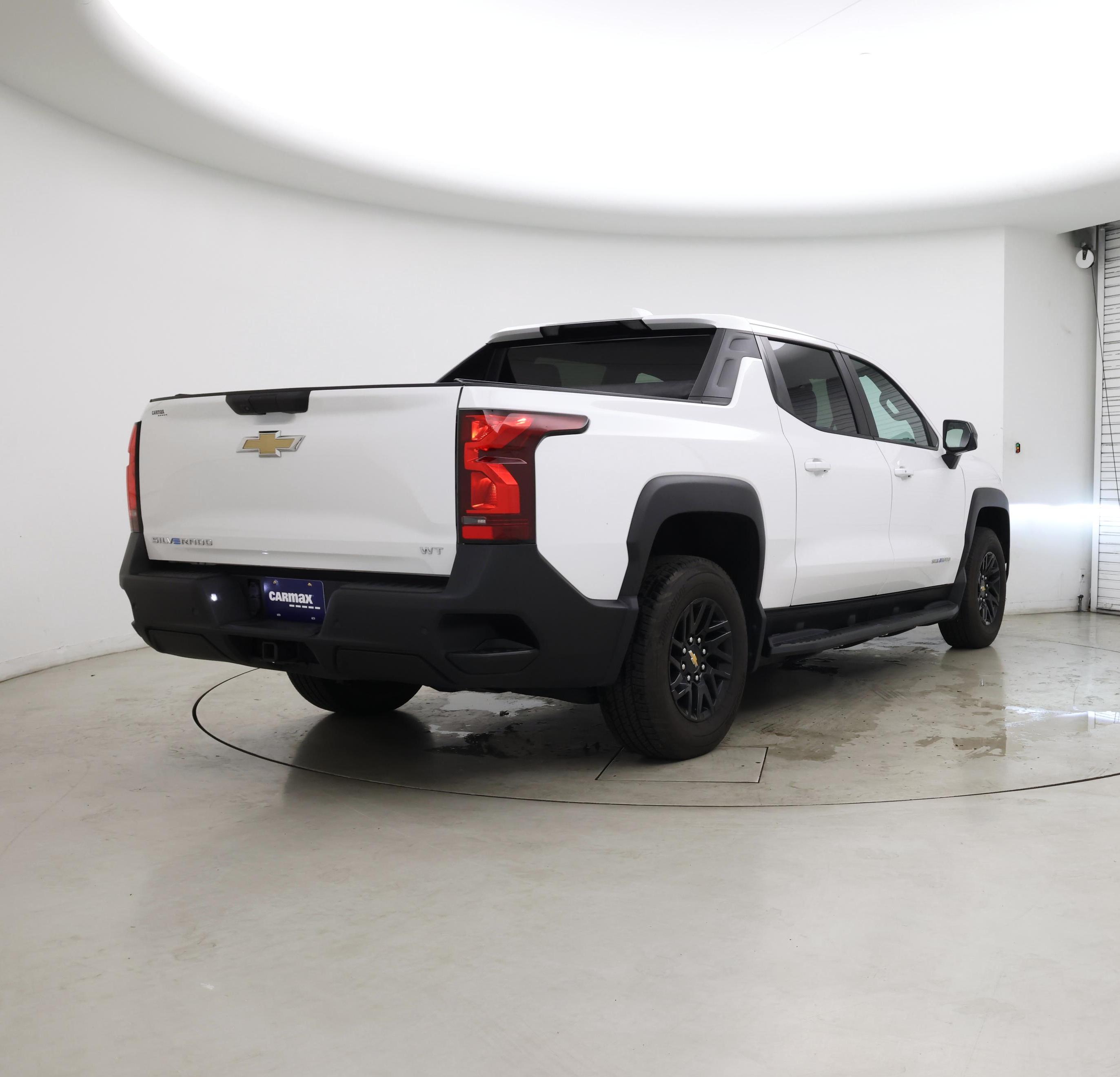 Thumbnail: 2024 Chevrolet Silverado EV - 8