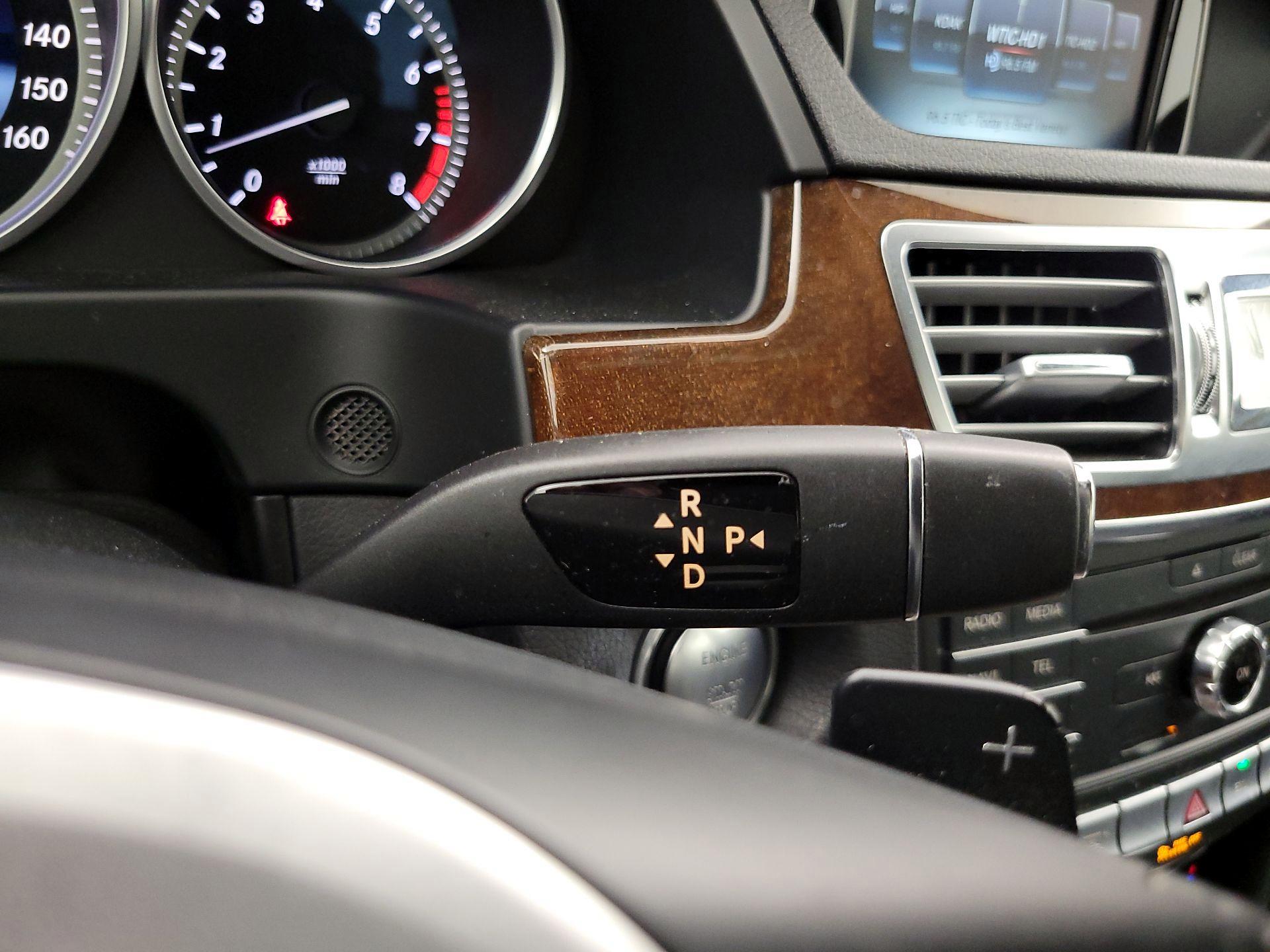 Thumbnail: 2016 Mercedes-Benz E-Class - 18