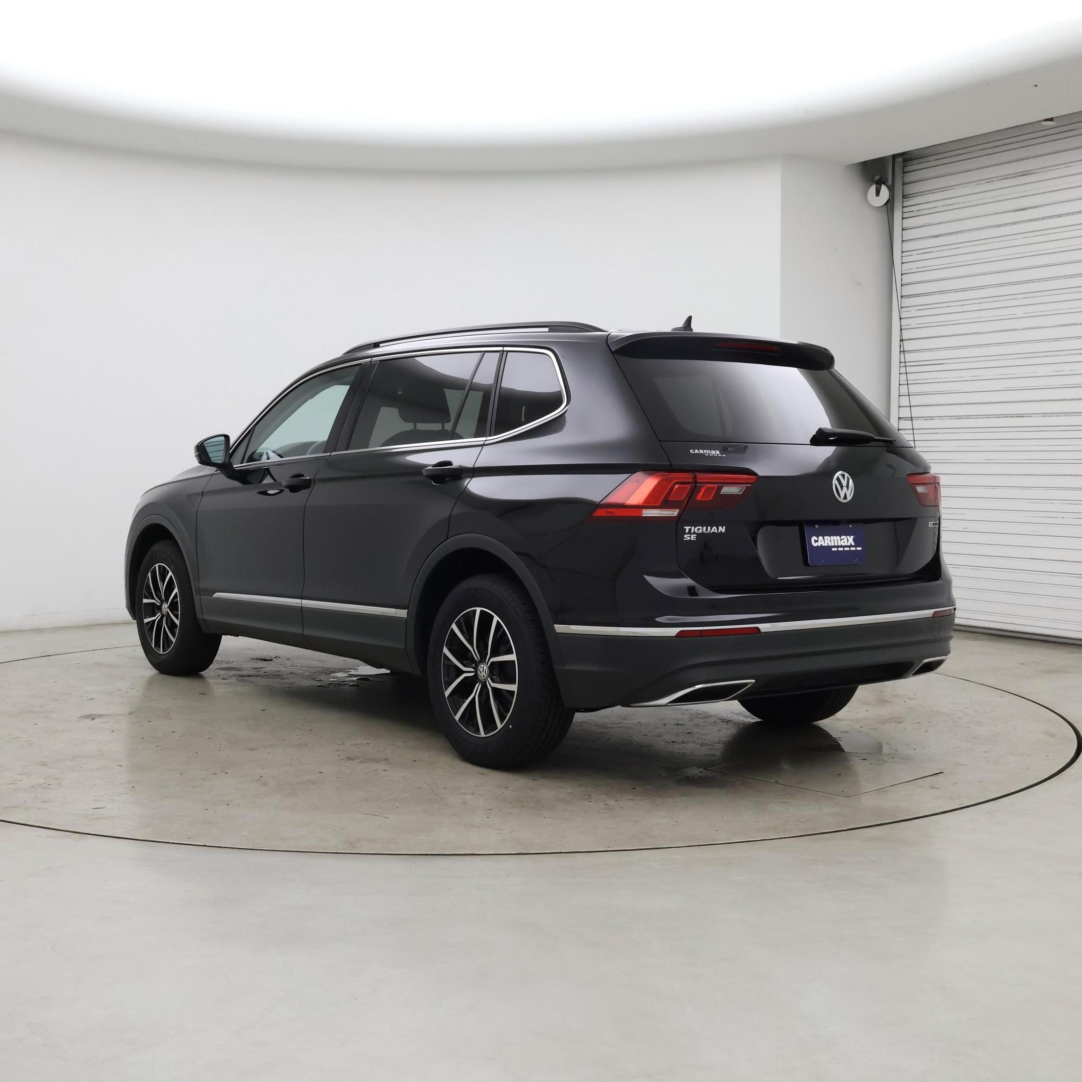 Thumbnail: 2021 Volkswagen Tiguan - 2