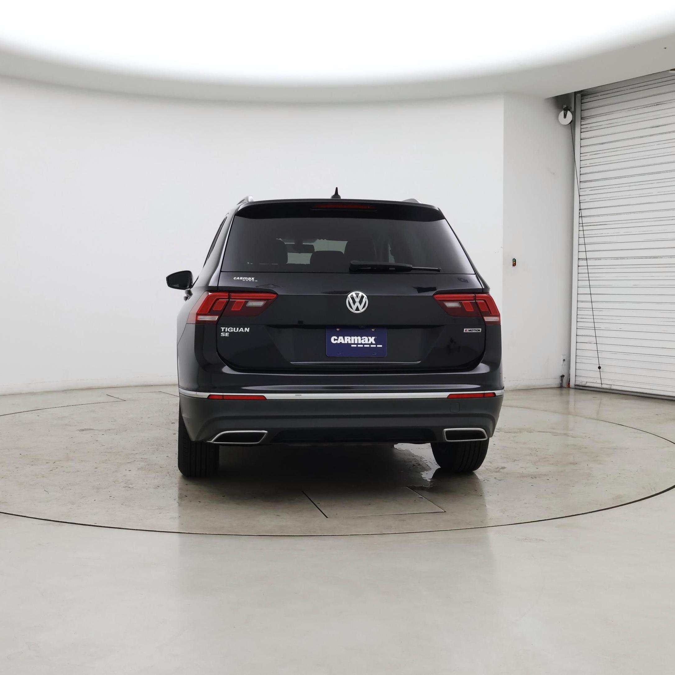 Thumbnail: 2021 Volkswagen Tiguan - 6