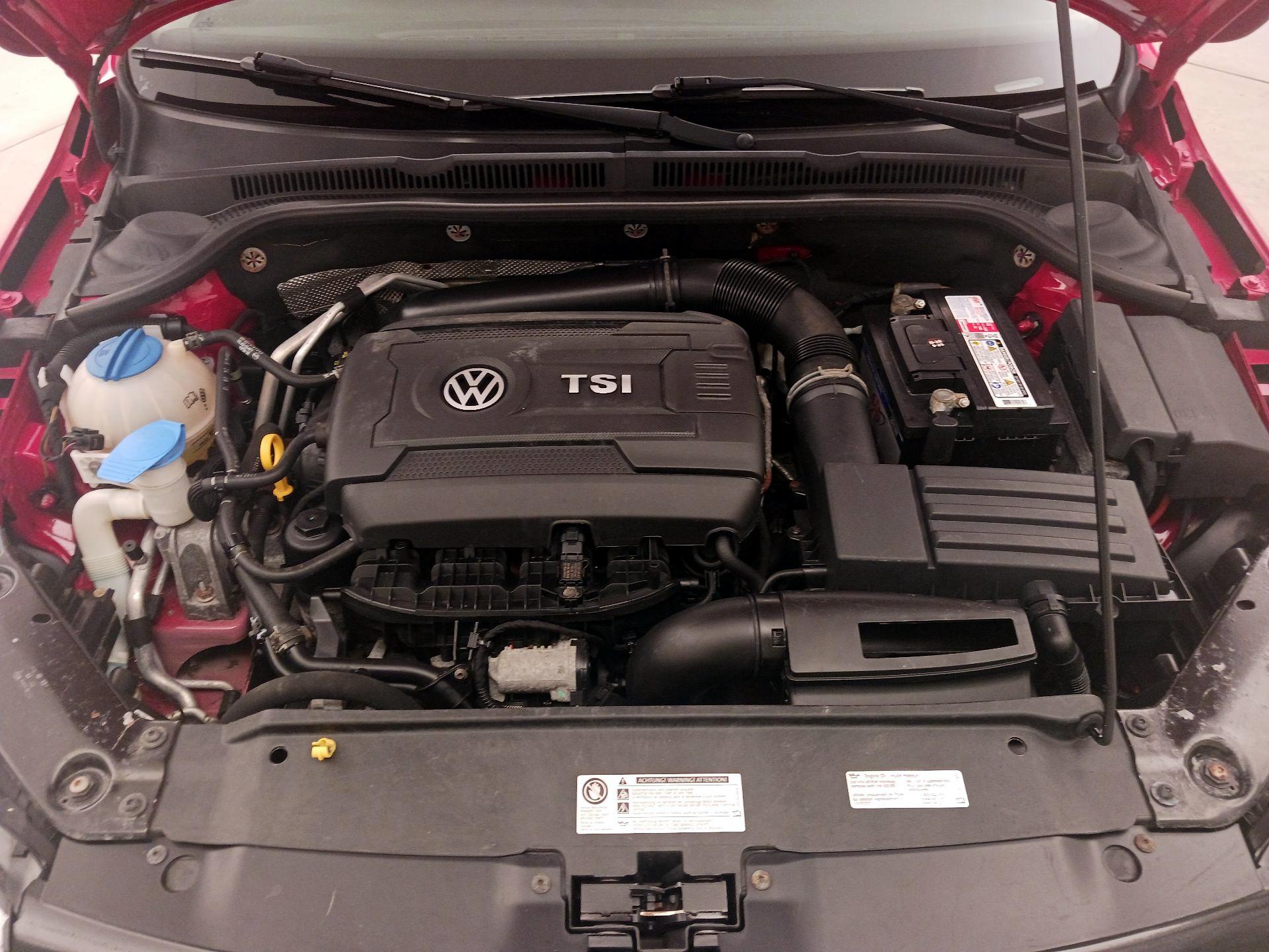 Thumbnail: 2014 Volkswagen Jetta - 20