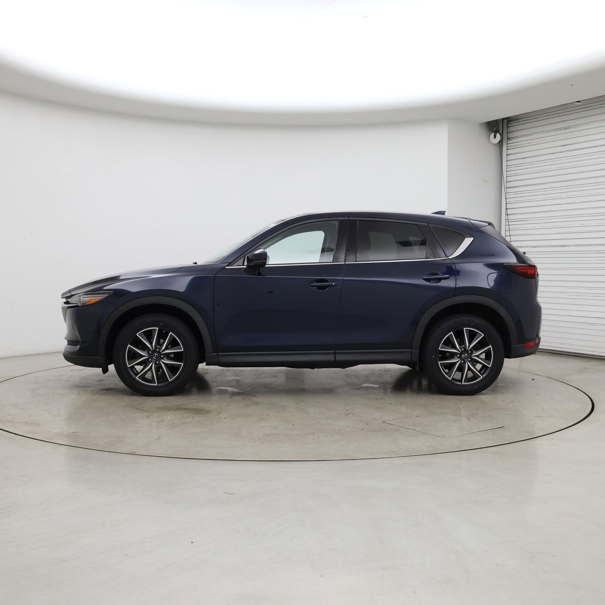 Thumbnail: 2018 Mazda CX-5 - 3