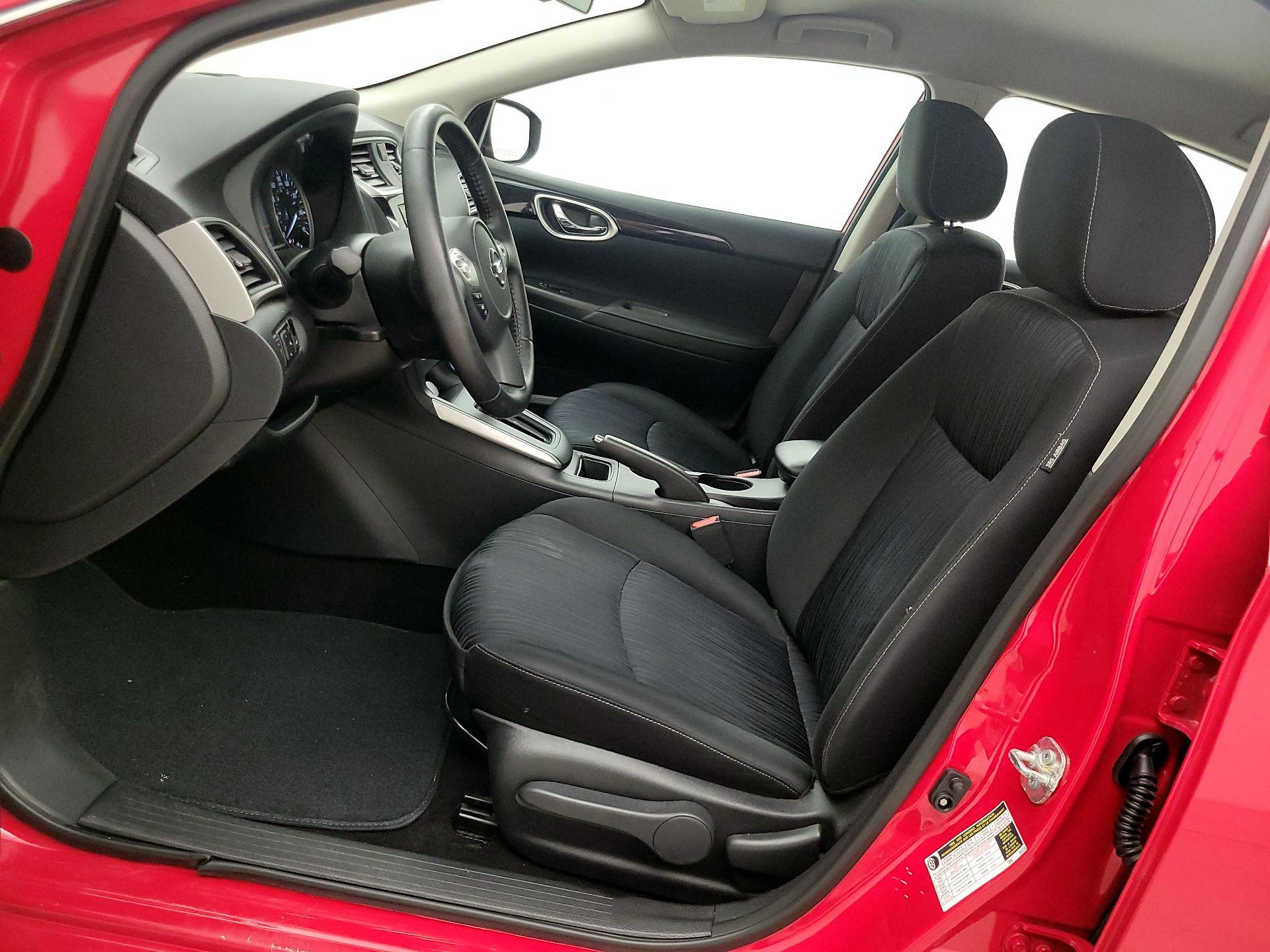 Thumbnail: 2019 Nissan Sentra - 11