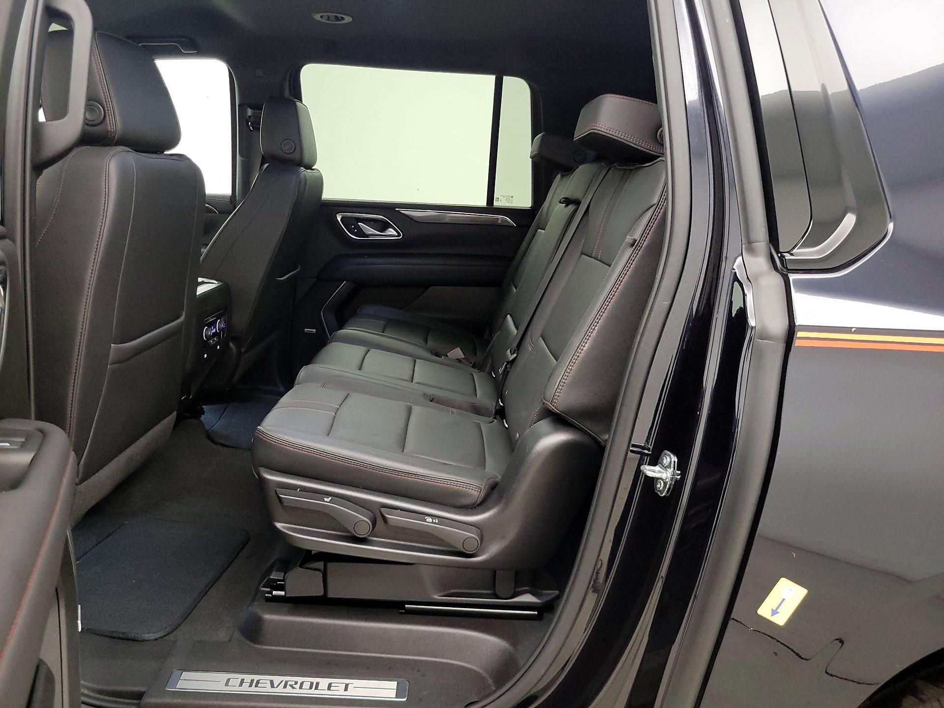 Thumbnail: 2022 Chevrolet Suburban - 20