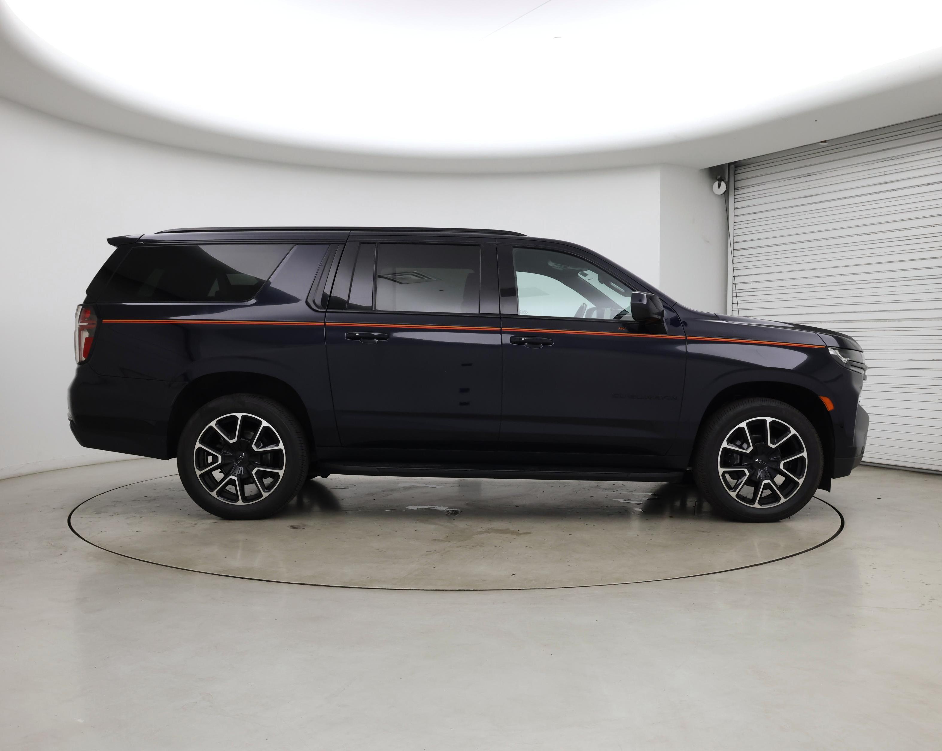 Thumbnail: 2022 Chevrolet Suburban - 7