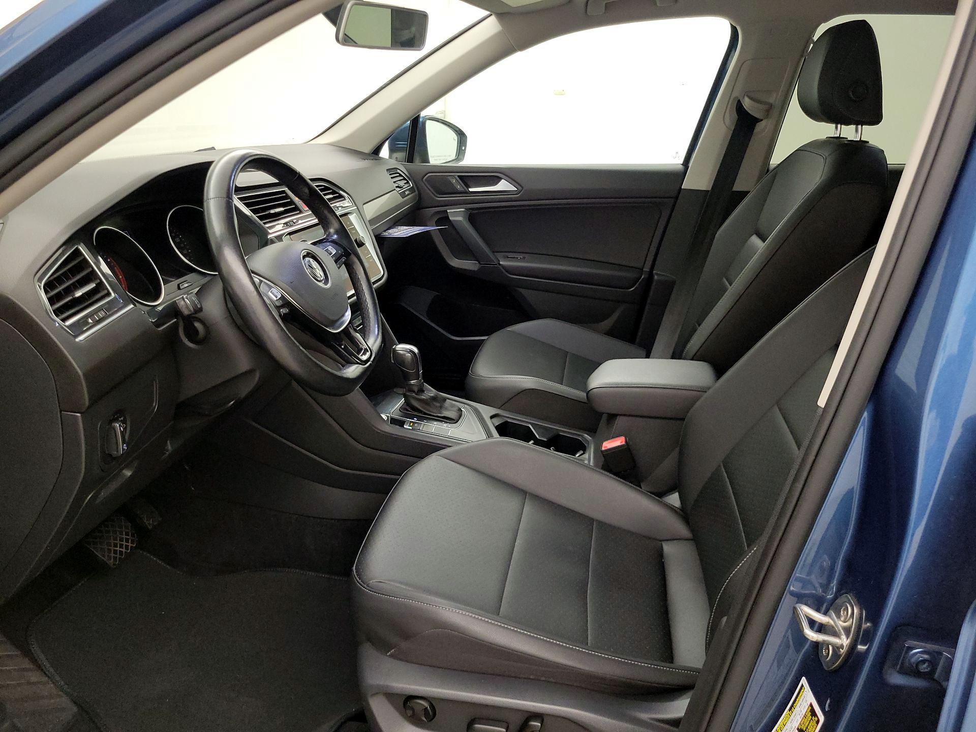 Thumbnail: 2019 Volkswagen Tiguan - 11