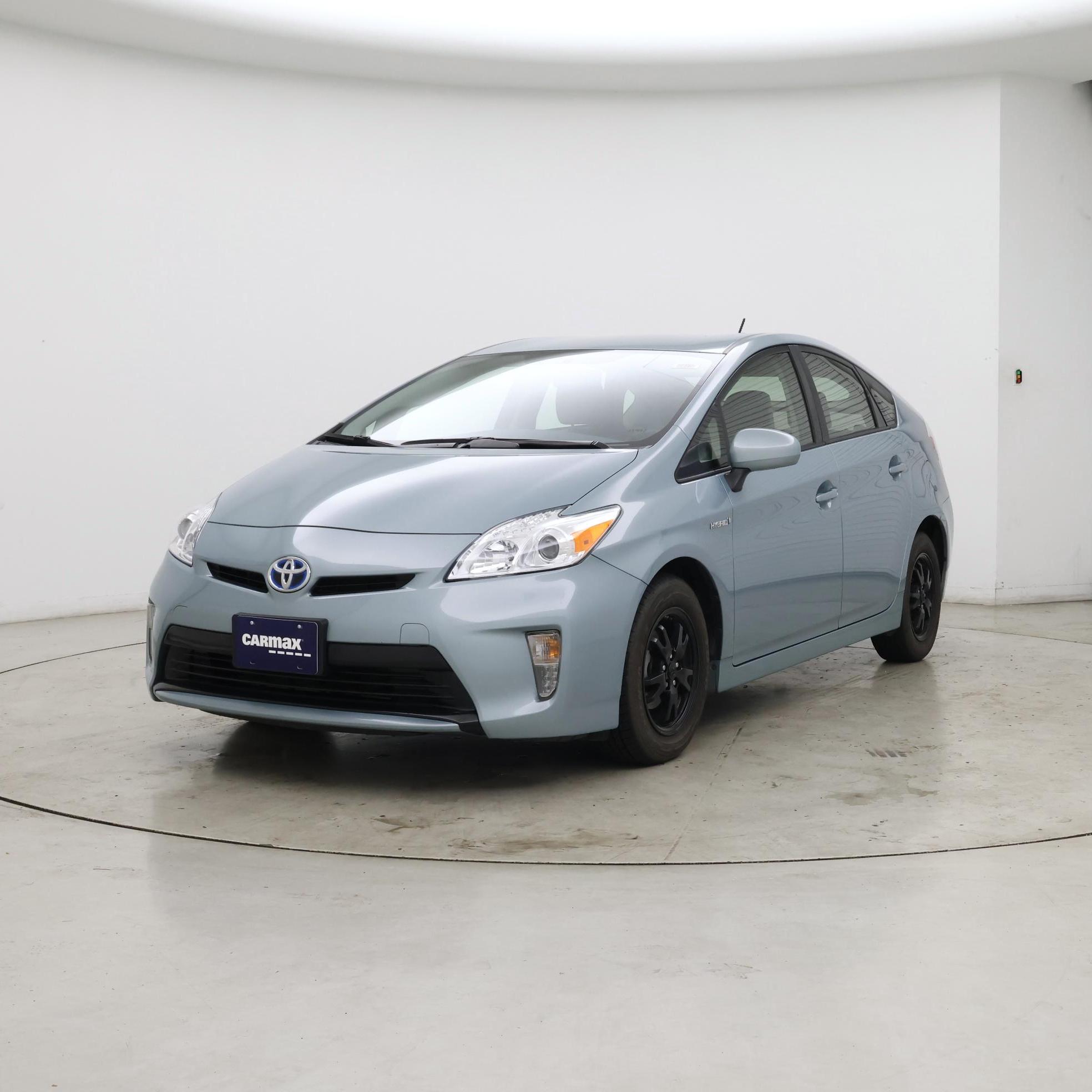 Thumbnail: 2014 Toyota Prius - 4