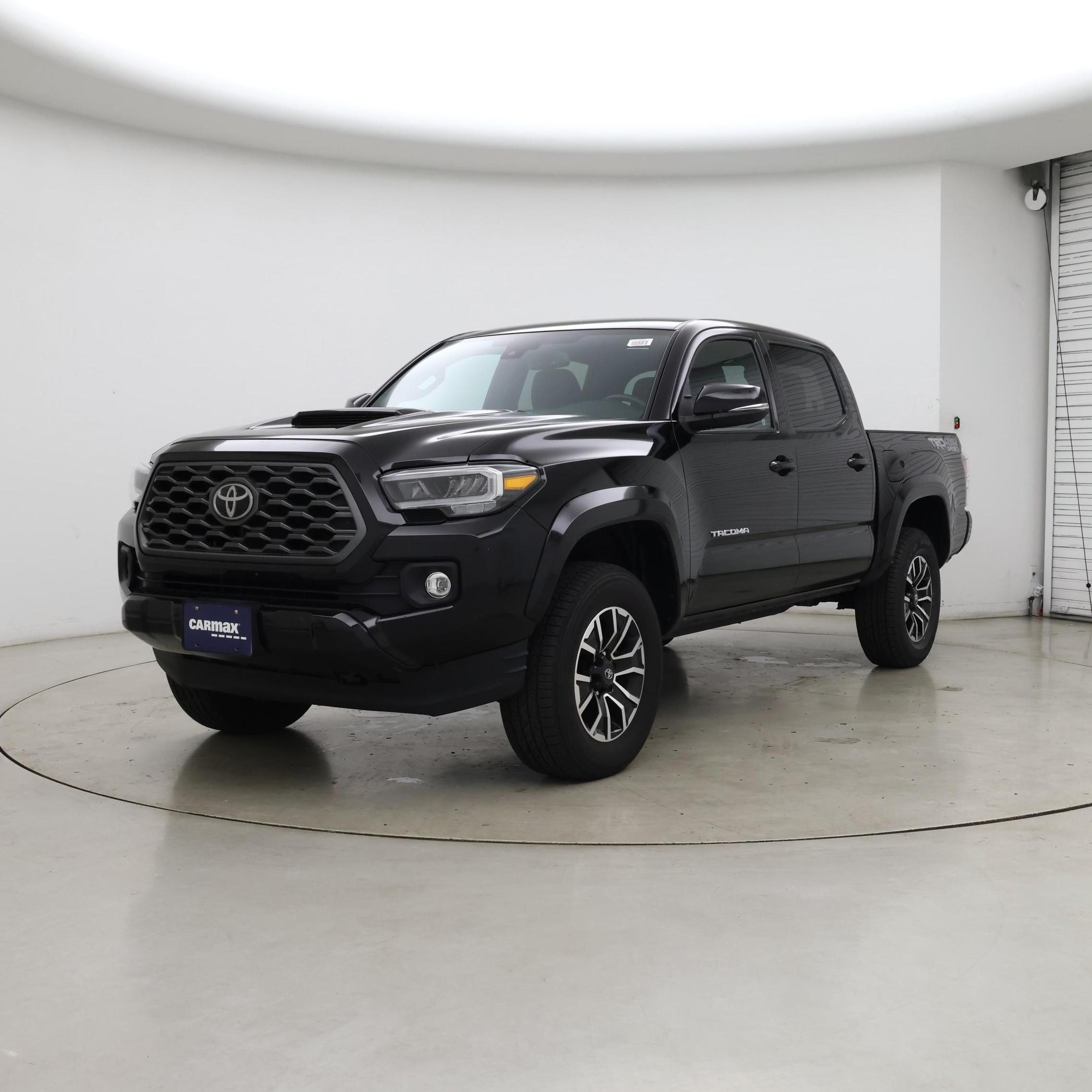 Thumbnail: 2023 Toyota Tacoma - 4