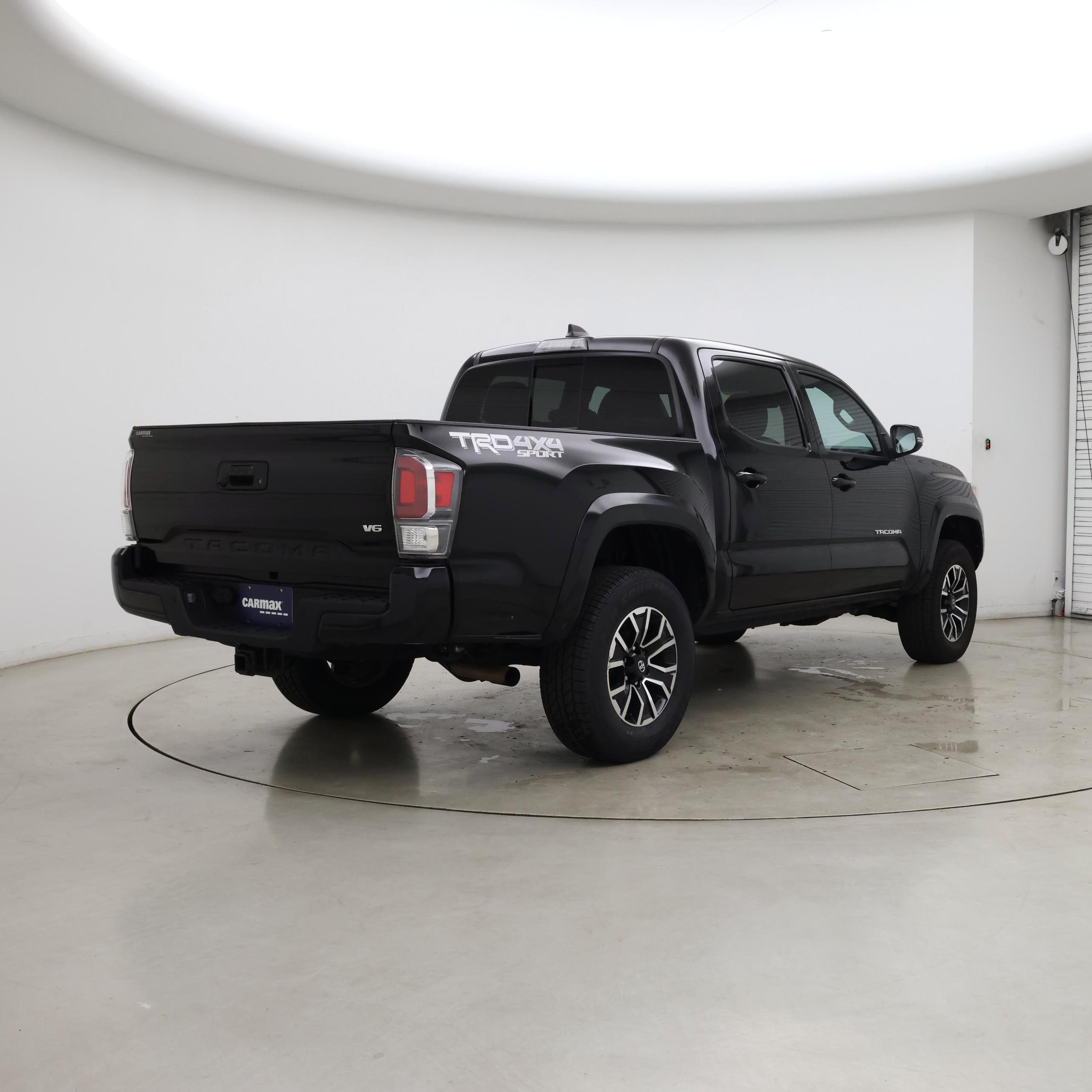 Thumbnail: 2023 Toyota Tacoma - 8