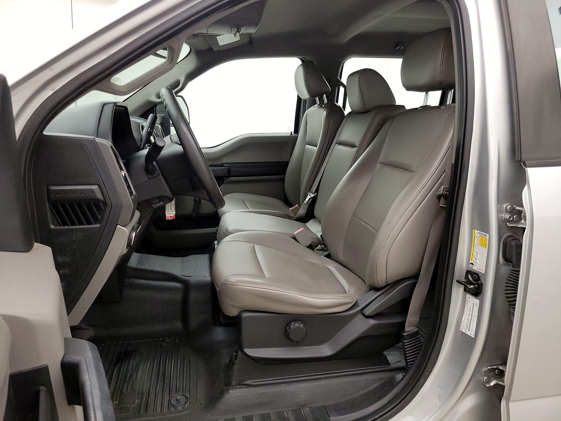 Thumbnail: 2018 Ford F-350 - 11