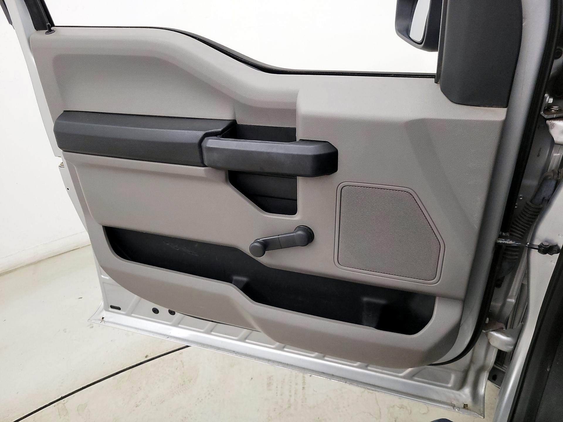 Thumbnail: 2018 Ford F-350 - 12