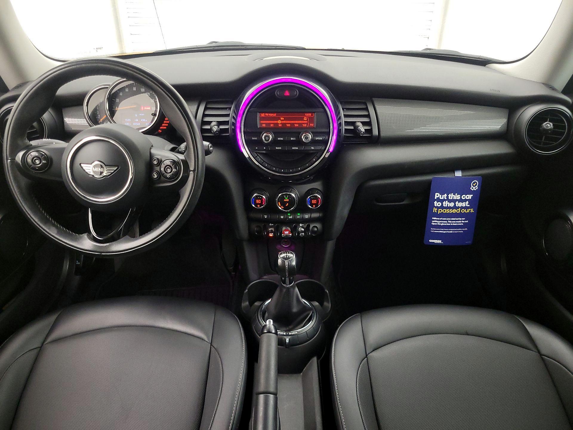 Thumbnail: 2015 MINI Cooper Hardtop - 9