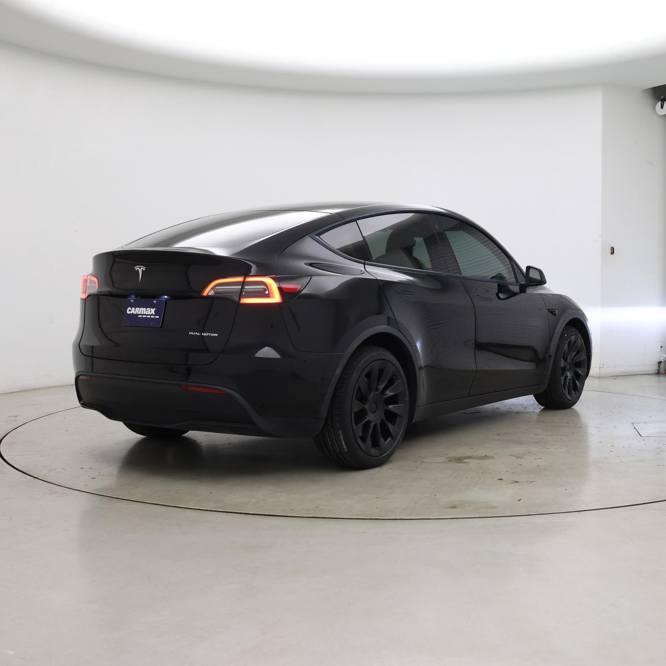 Thumbnail: 2021 Tesla Model Y - 8