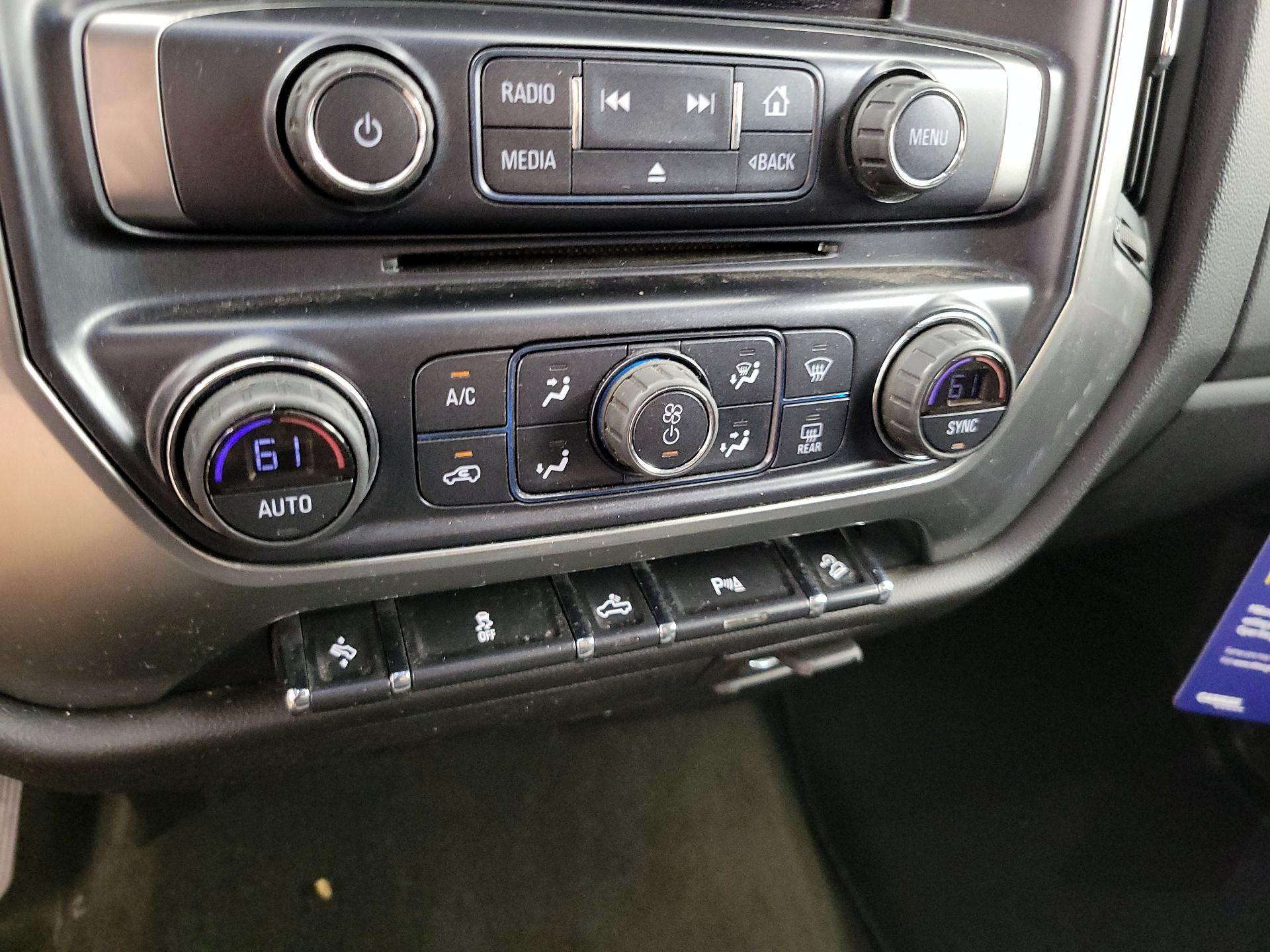 Thumbnail: 2017 Chevrolet Silverado 1500 - 16