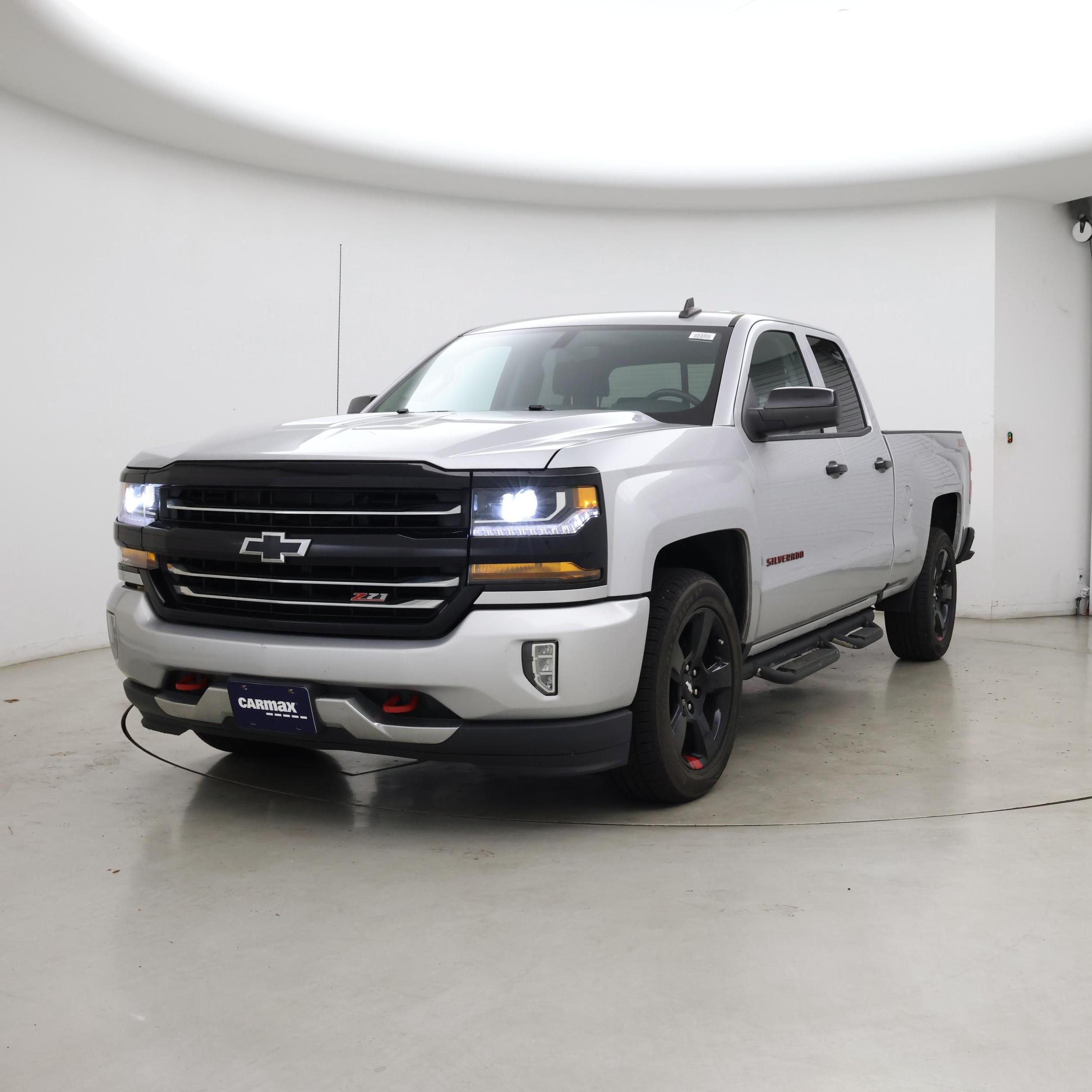 Thumbnail: 2017 Chevrolet Silverado 1500 - 4