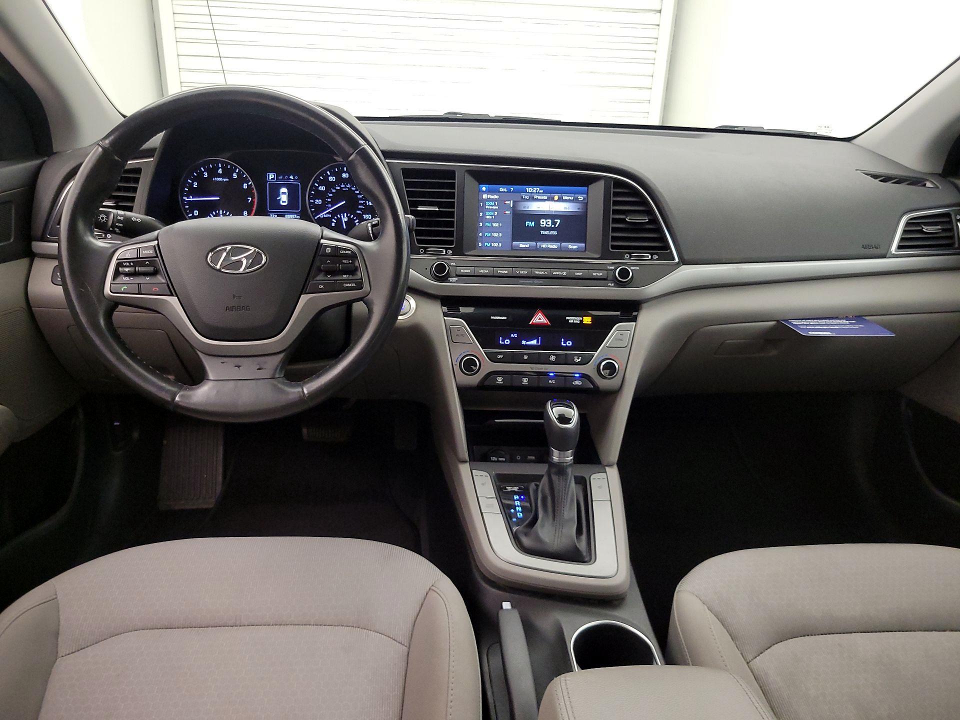 Thumbnail: 2017 Hyundai Elantra - 9