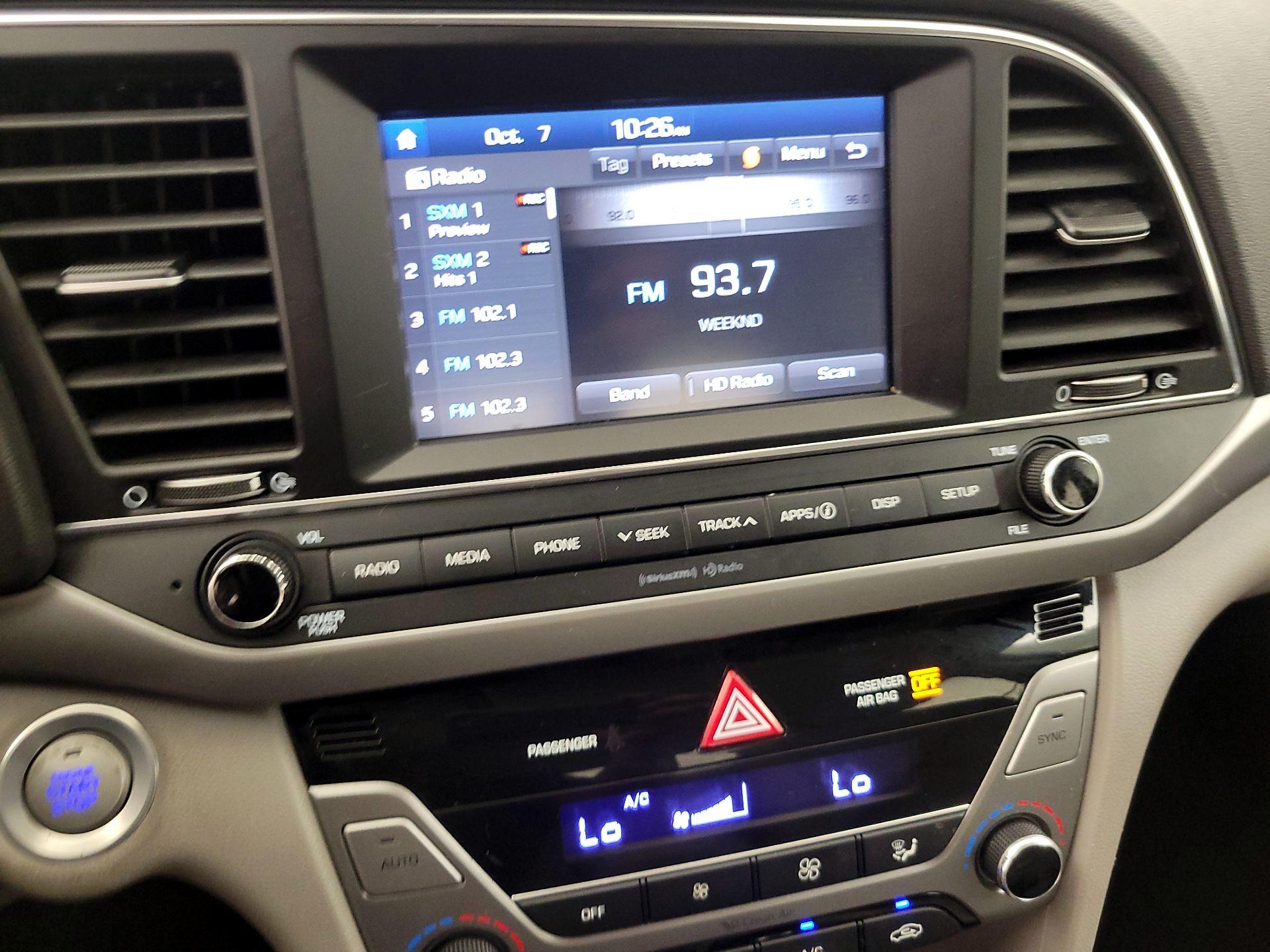 Thumbnail: 2017 Hyundai Elantra - 15
