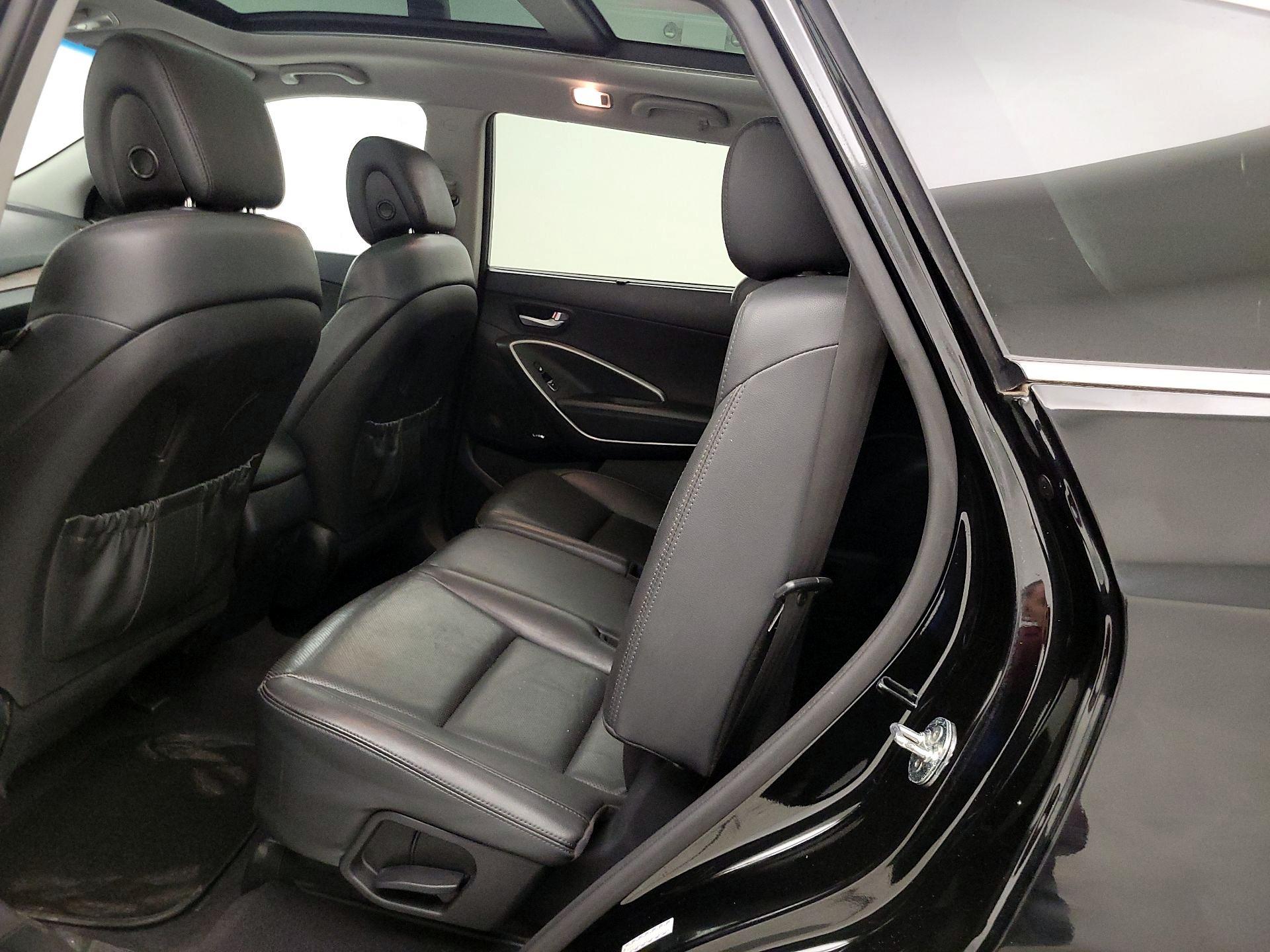 Thumbnail: 2017 Hyundai Santa Fe - 20