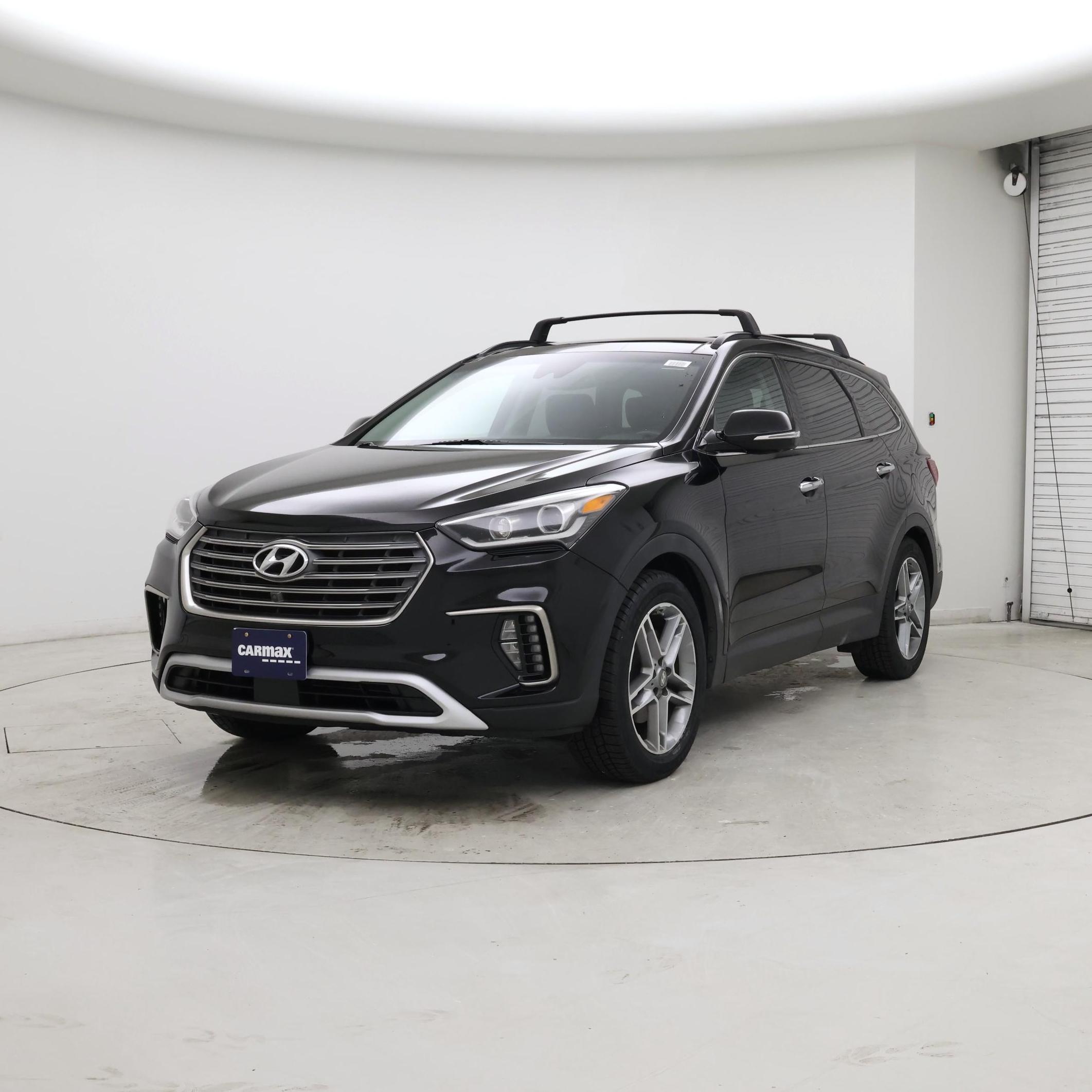 Thumbnail: 2017 Hyundai Santa Fe - 4