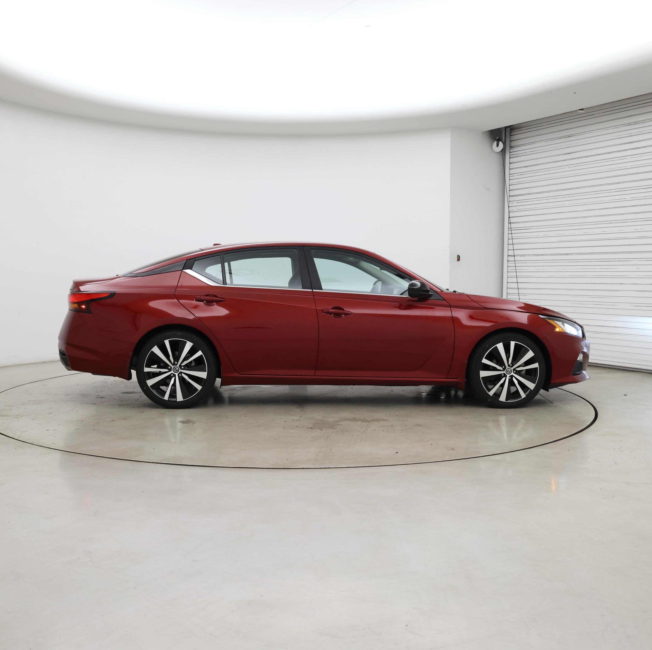 Thumbnail: 2020 Nissan Altima - 7