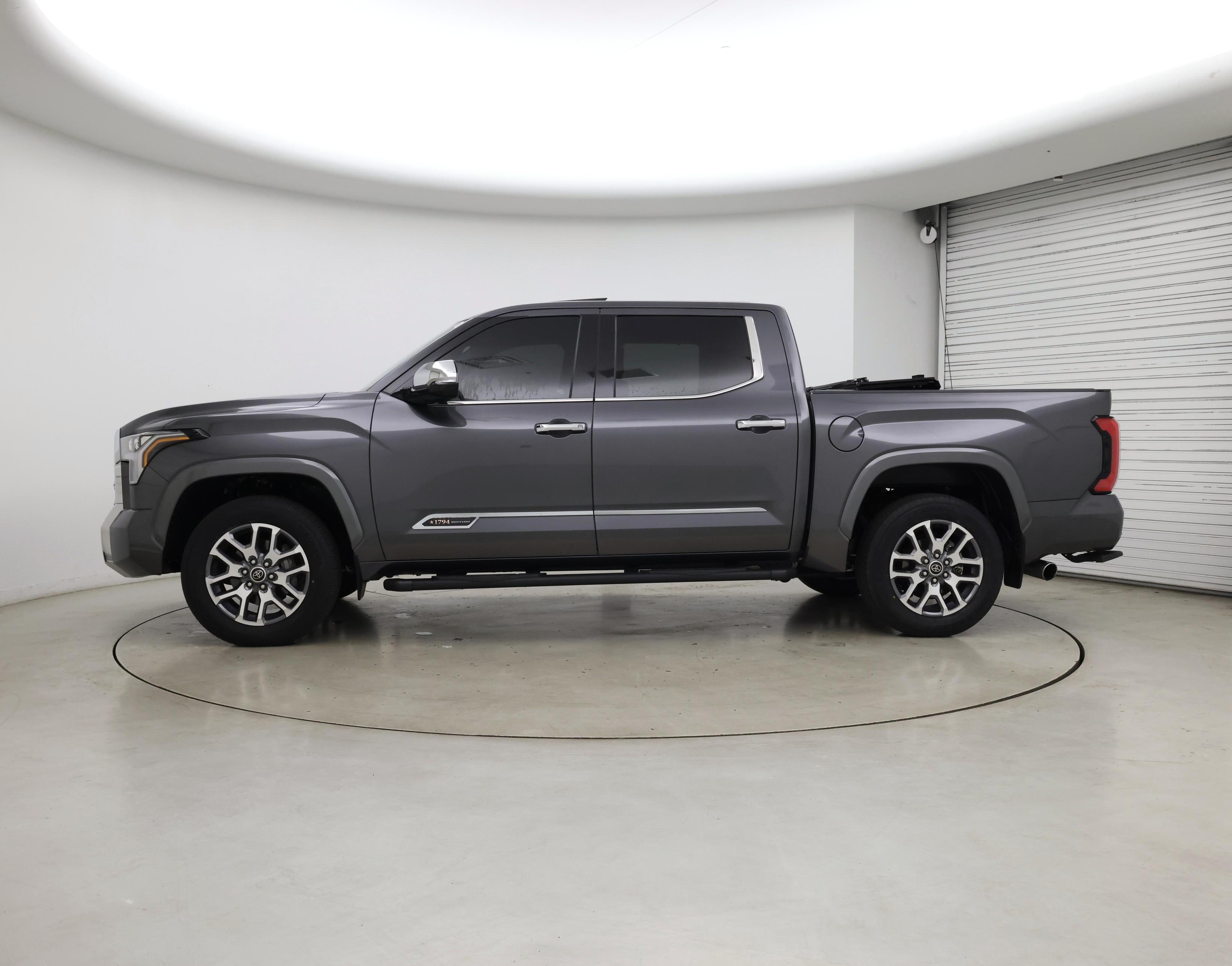 Thumbnail: 2023 Toyota Tundra - 3