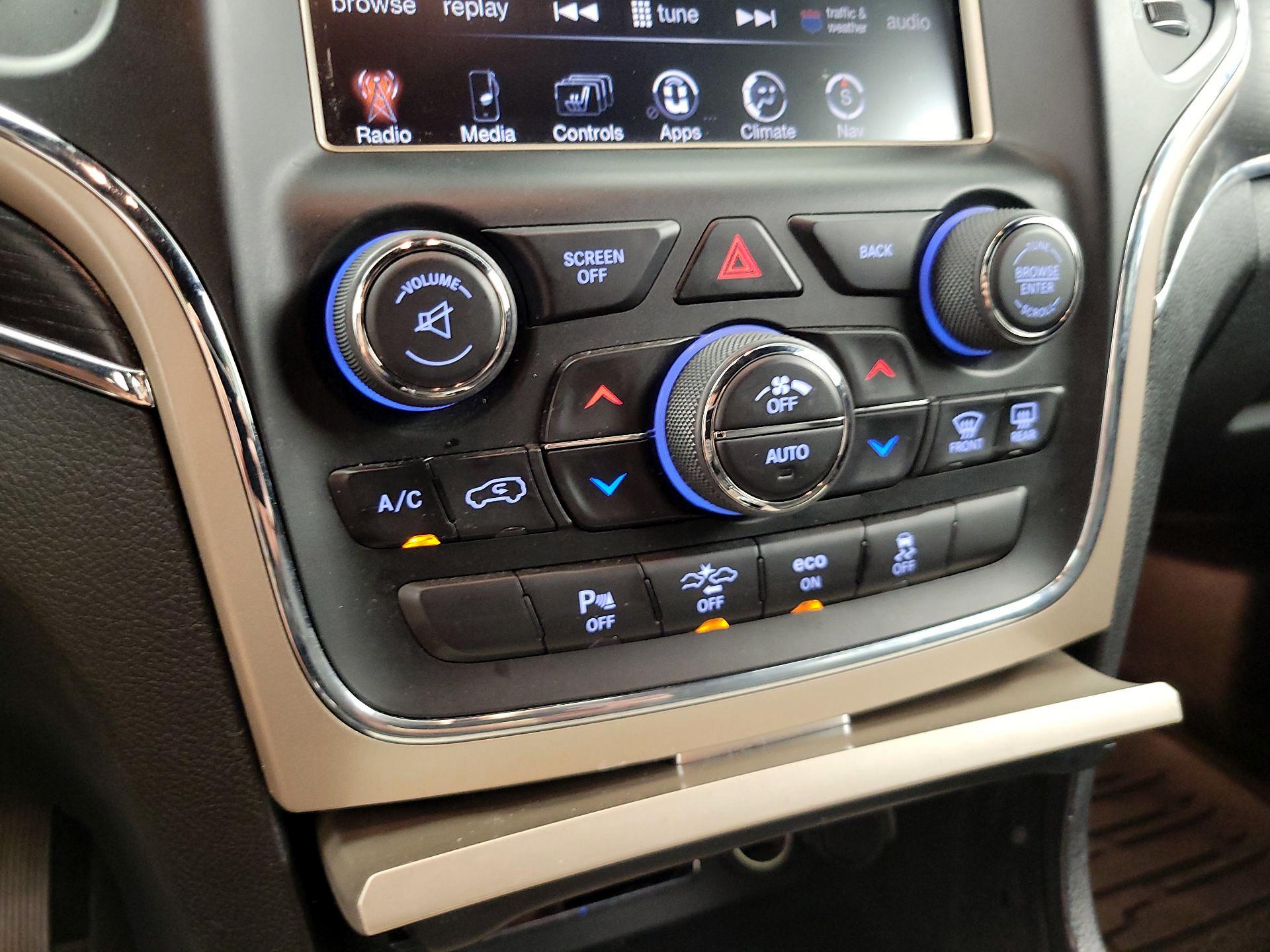 Thumbnail: 2014 Jeep Grand Cherokee - 17