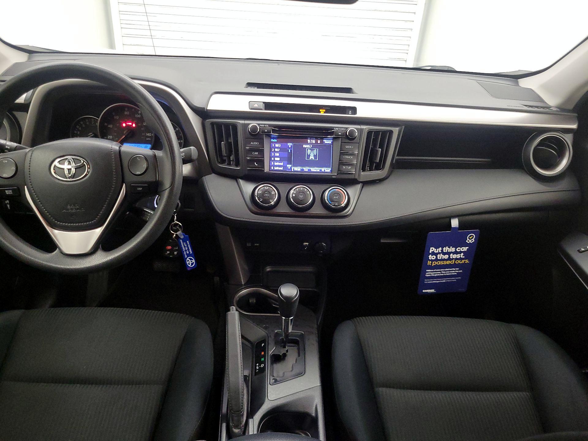 Thumbnail: 2016 Toyota RAV4 - 9