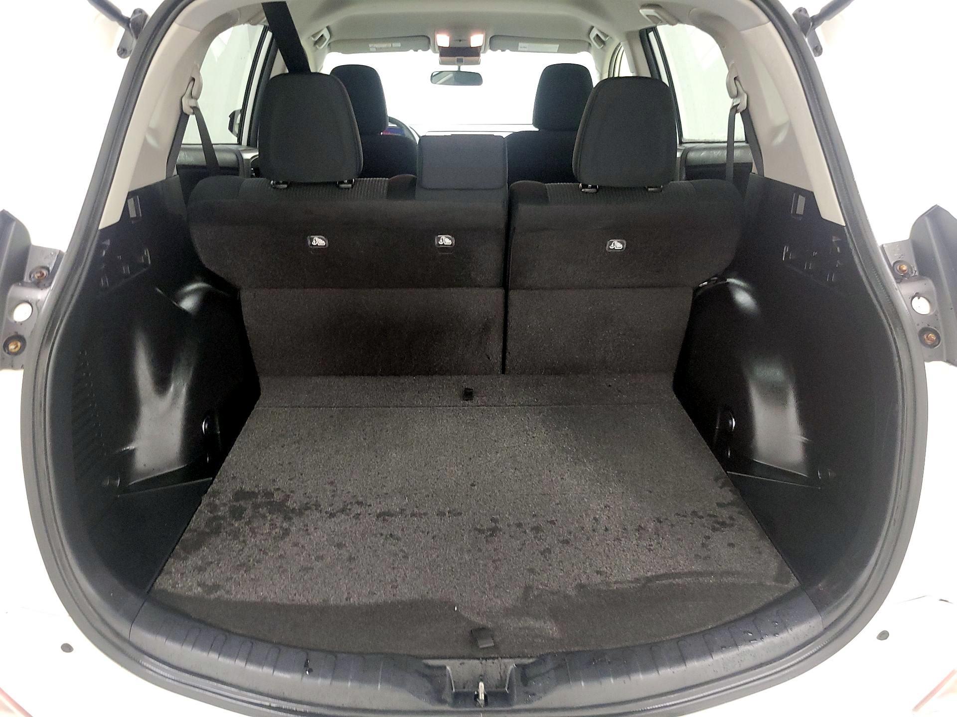 Thumbnail: 2016 Toyota RAV4 - 20