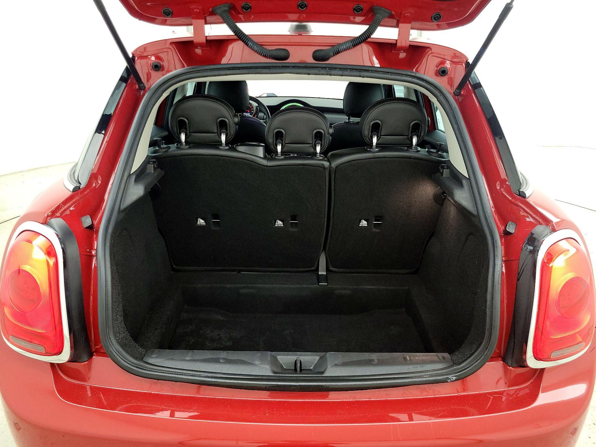 Thumbnail: 2018 MINI Cooper Hardtop - 20