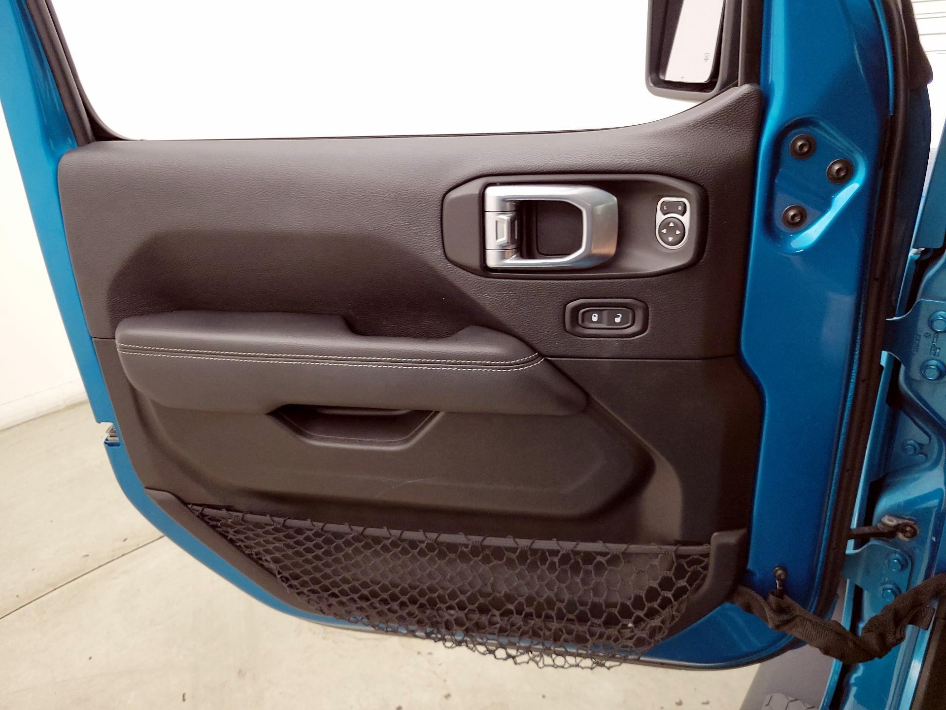 Thumbnail: 2020 Jeep Wrangler - 12