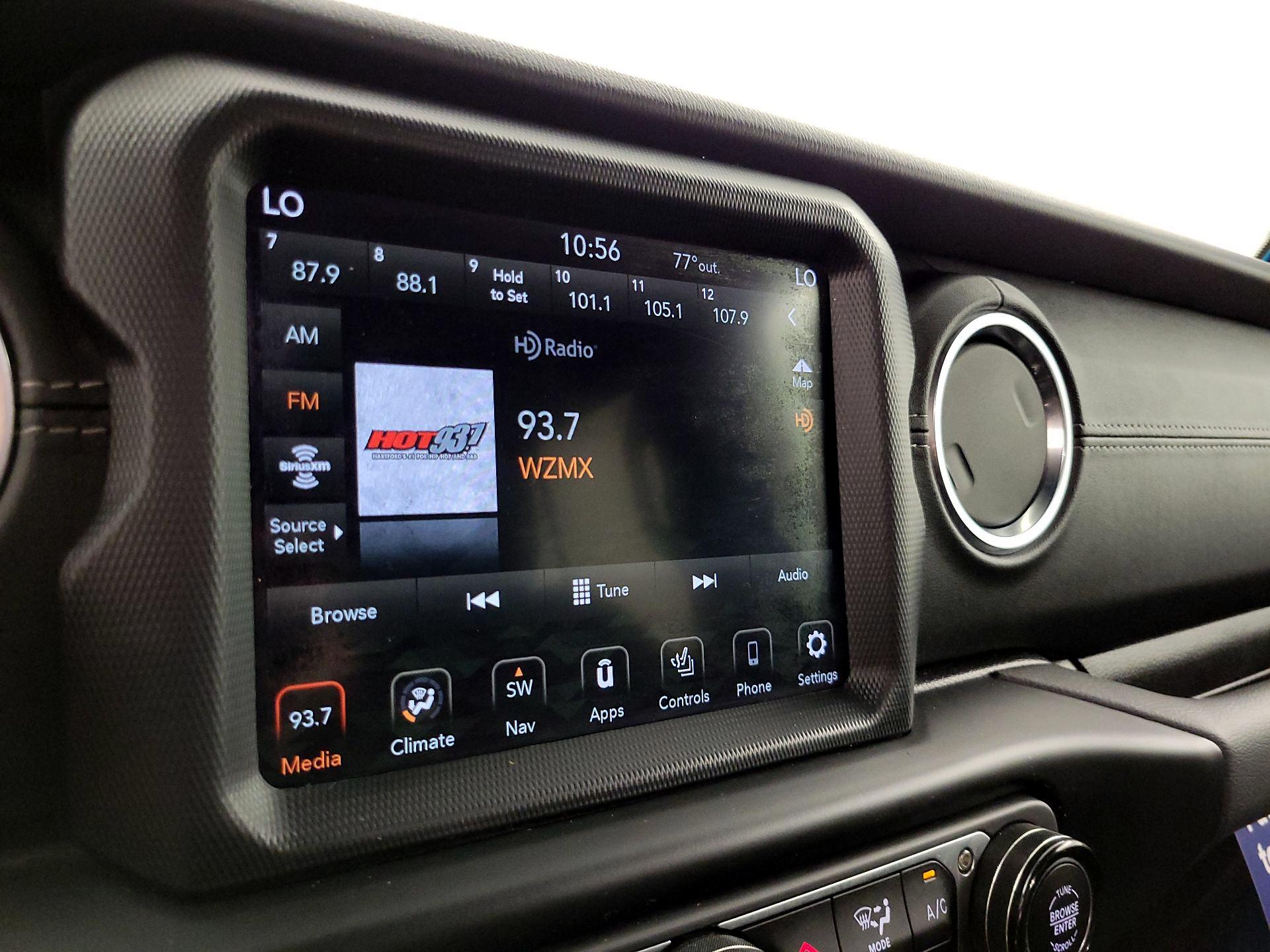Thumbnail: 2020 Jeep Wrangler - 15