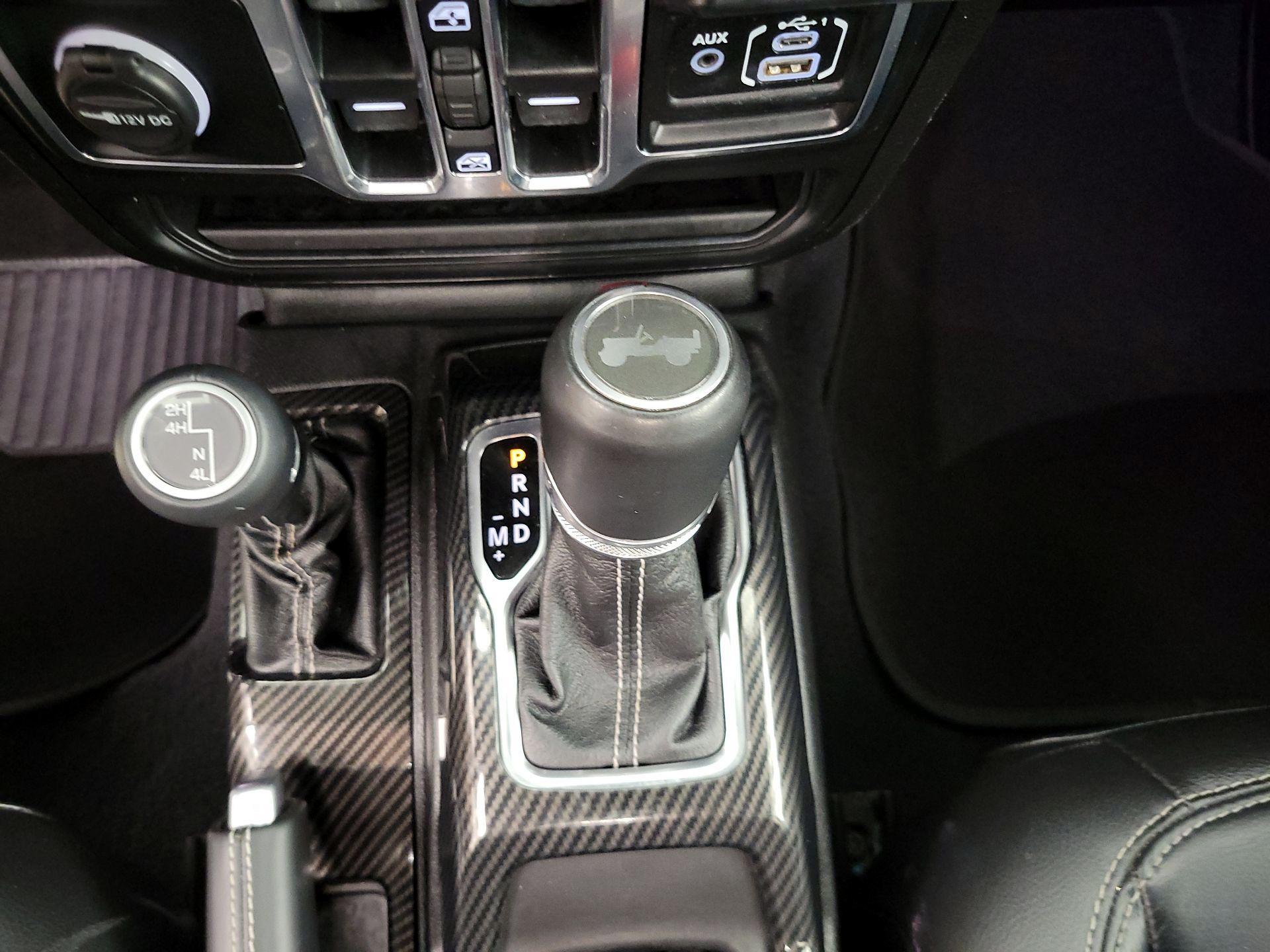 Thumbnail: 2020 Jeep Wrangler - 17