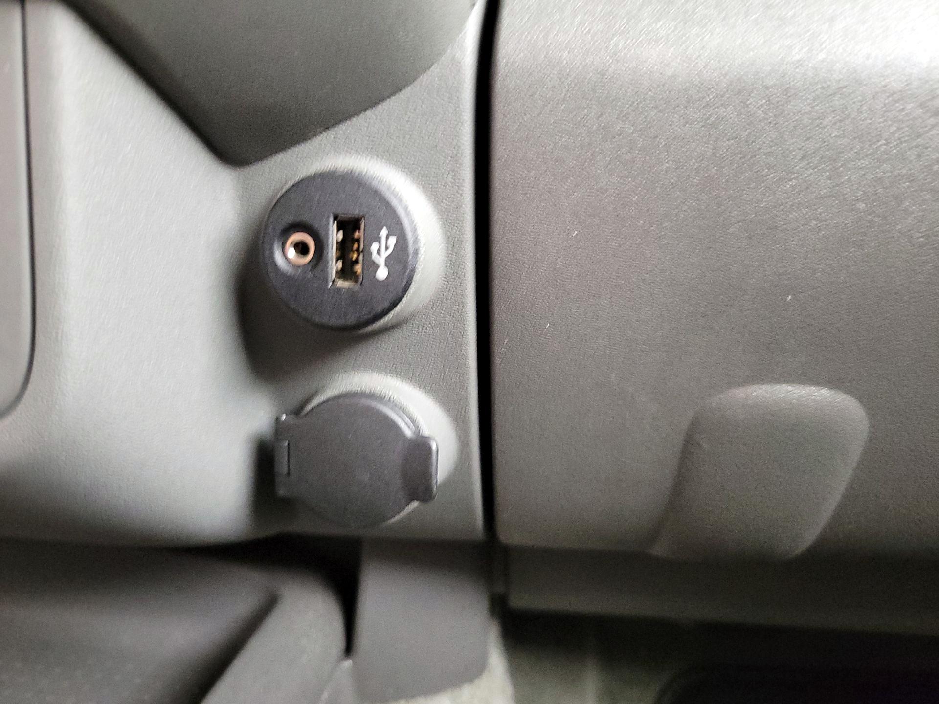 Thumbnail: 2018 Nissan Frontier - 18